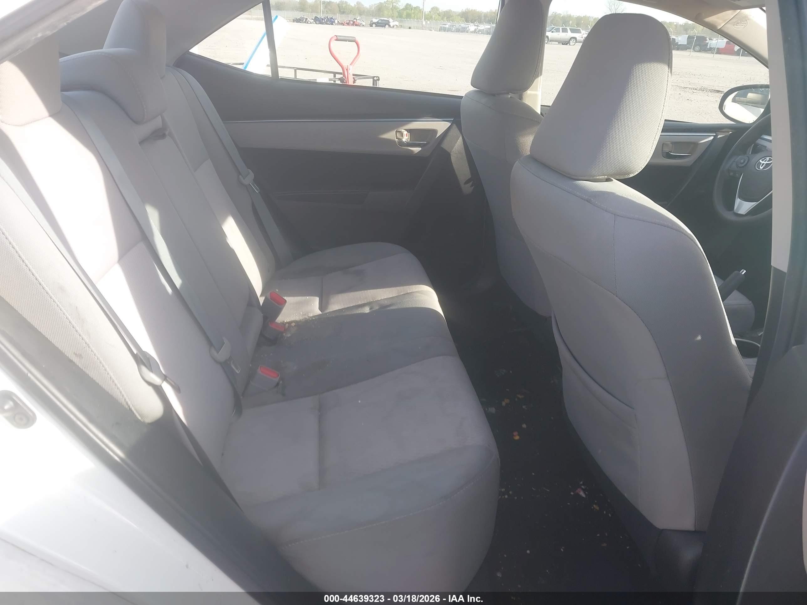 TOYOTA COROLLA image 8