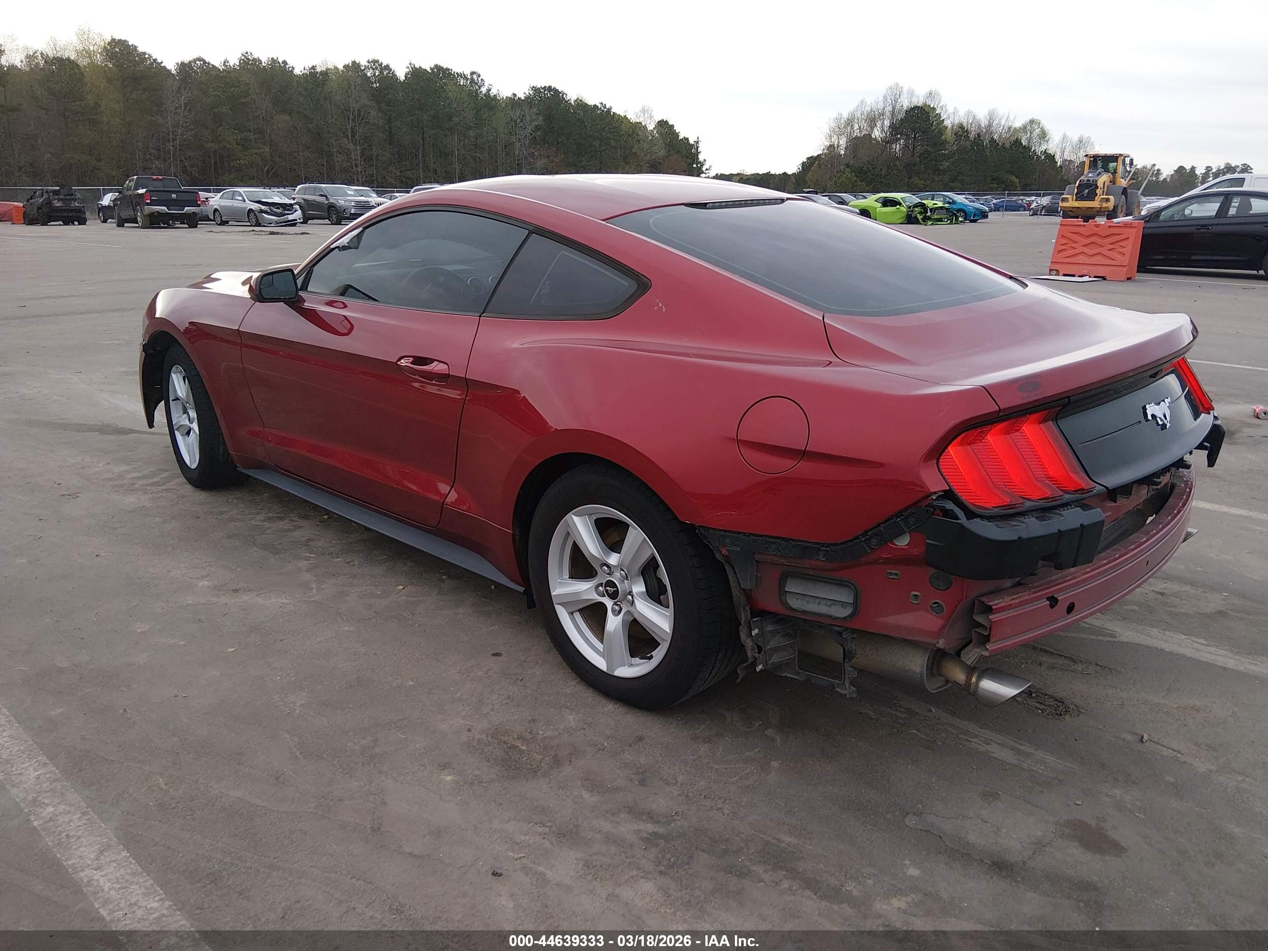 FORD MUSTANG image 3
