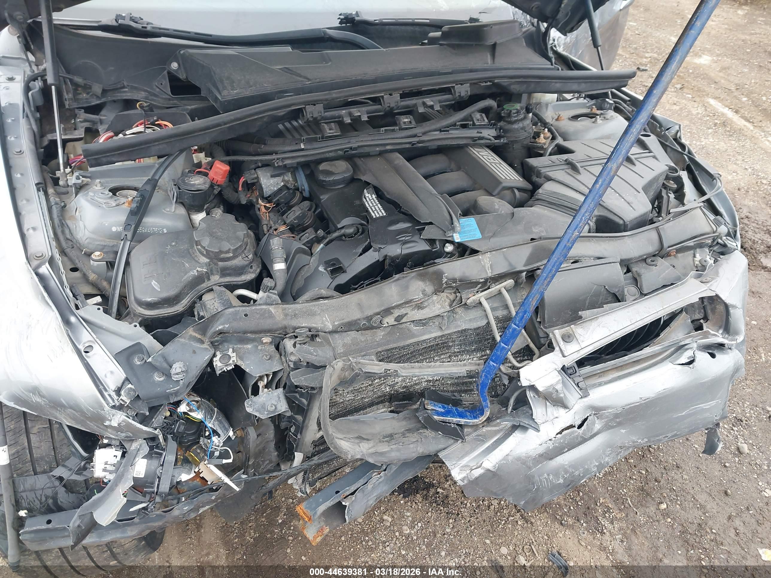 BMW 328I image 10