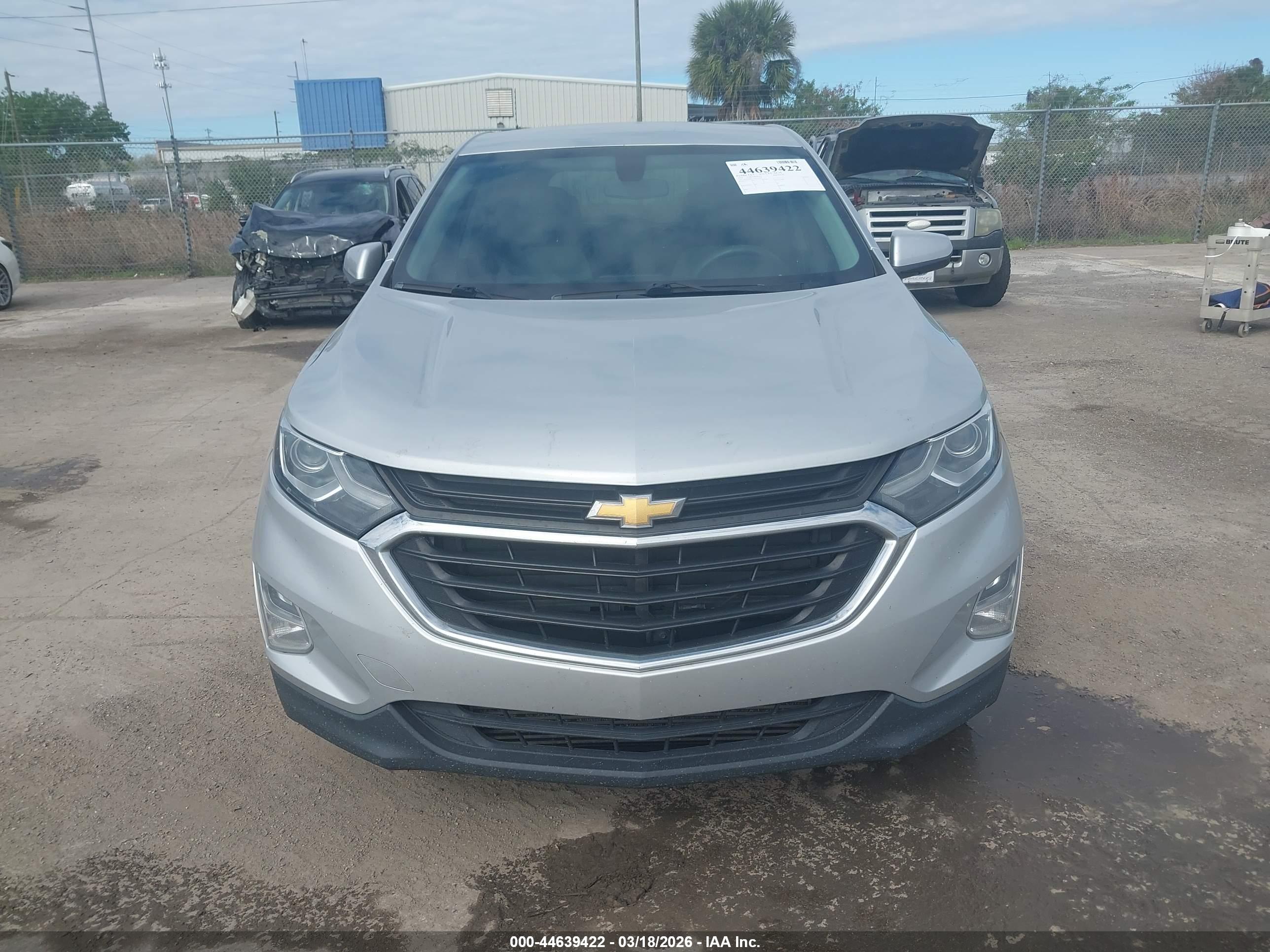 CHEVROLET EQUINOX image 6