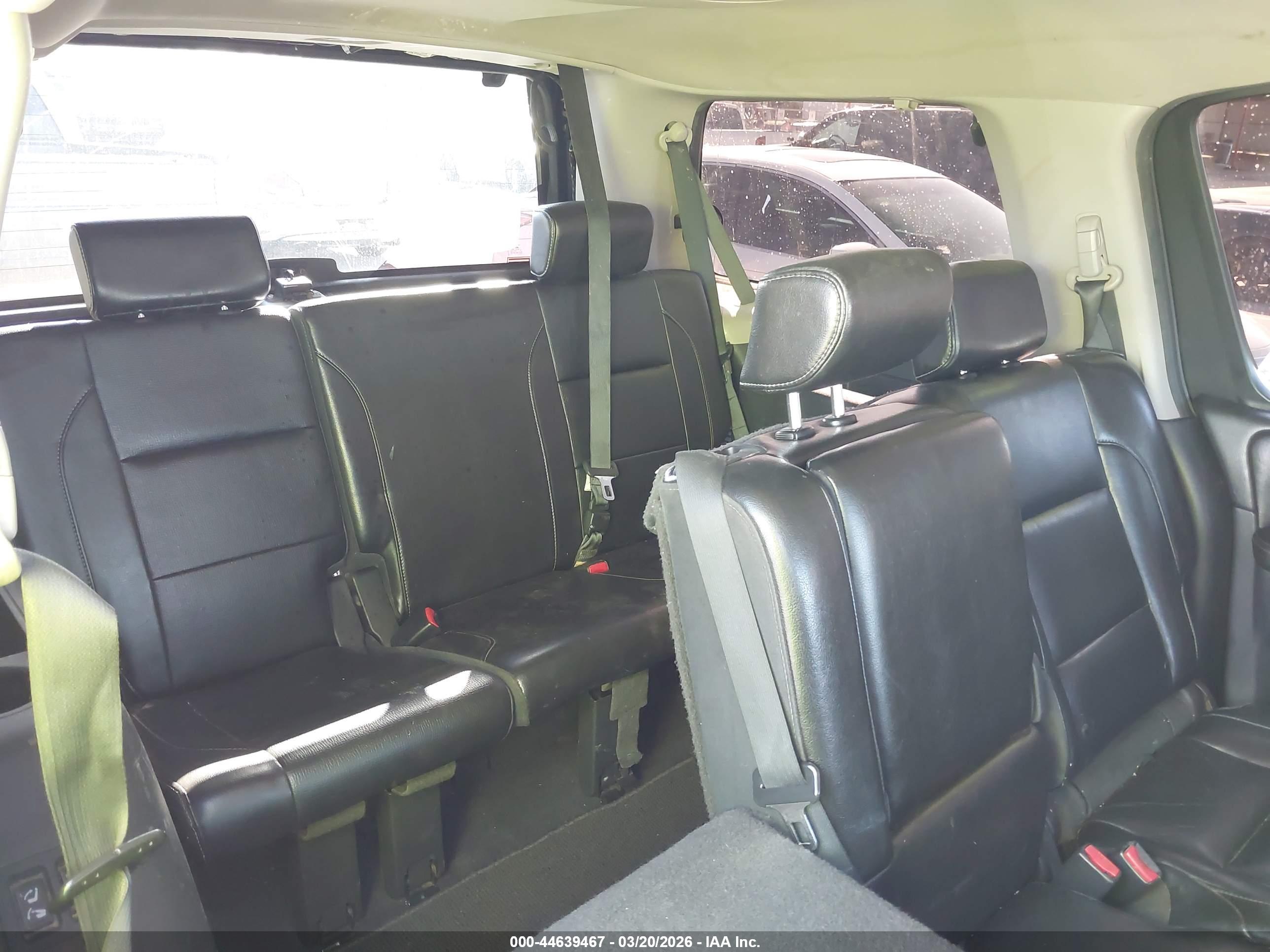NISSAN ARMADA image 8