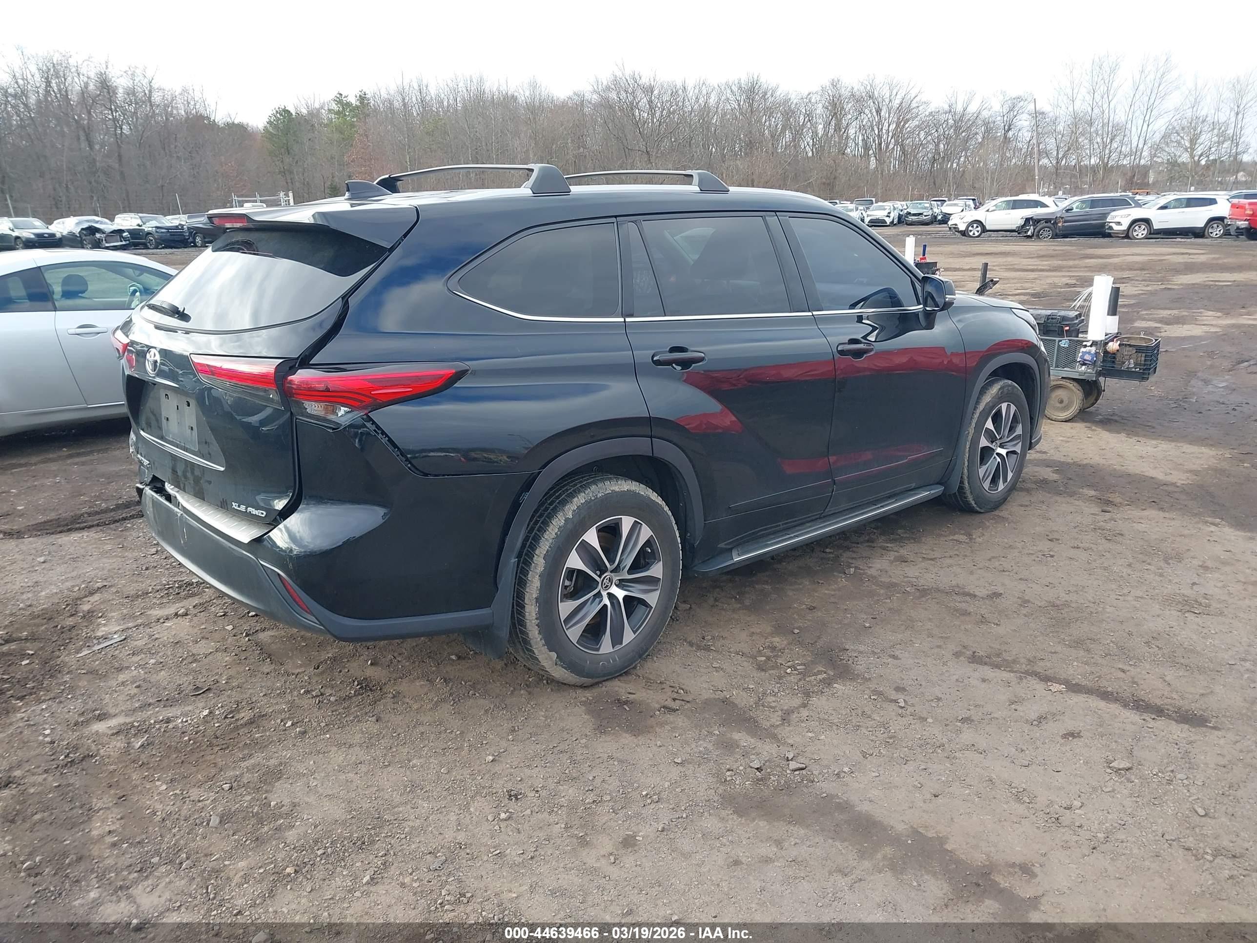 TOYOTA HIGHLANDER image 4
