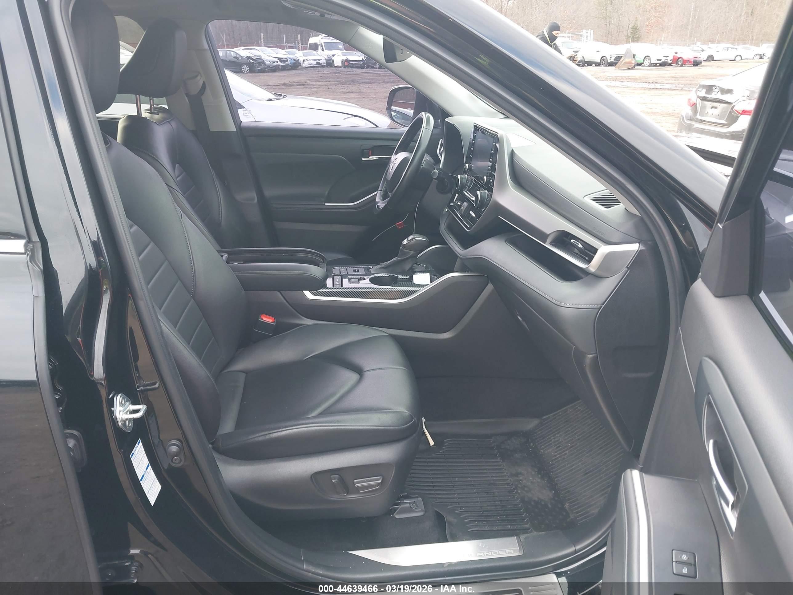 TOYOTA HIGHLANDER image 5