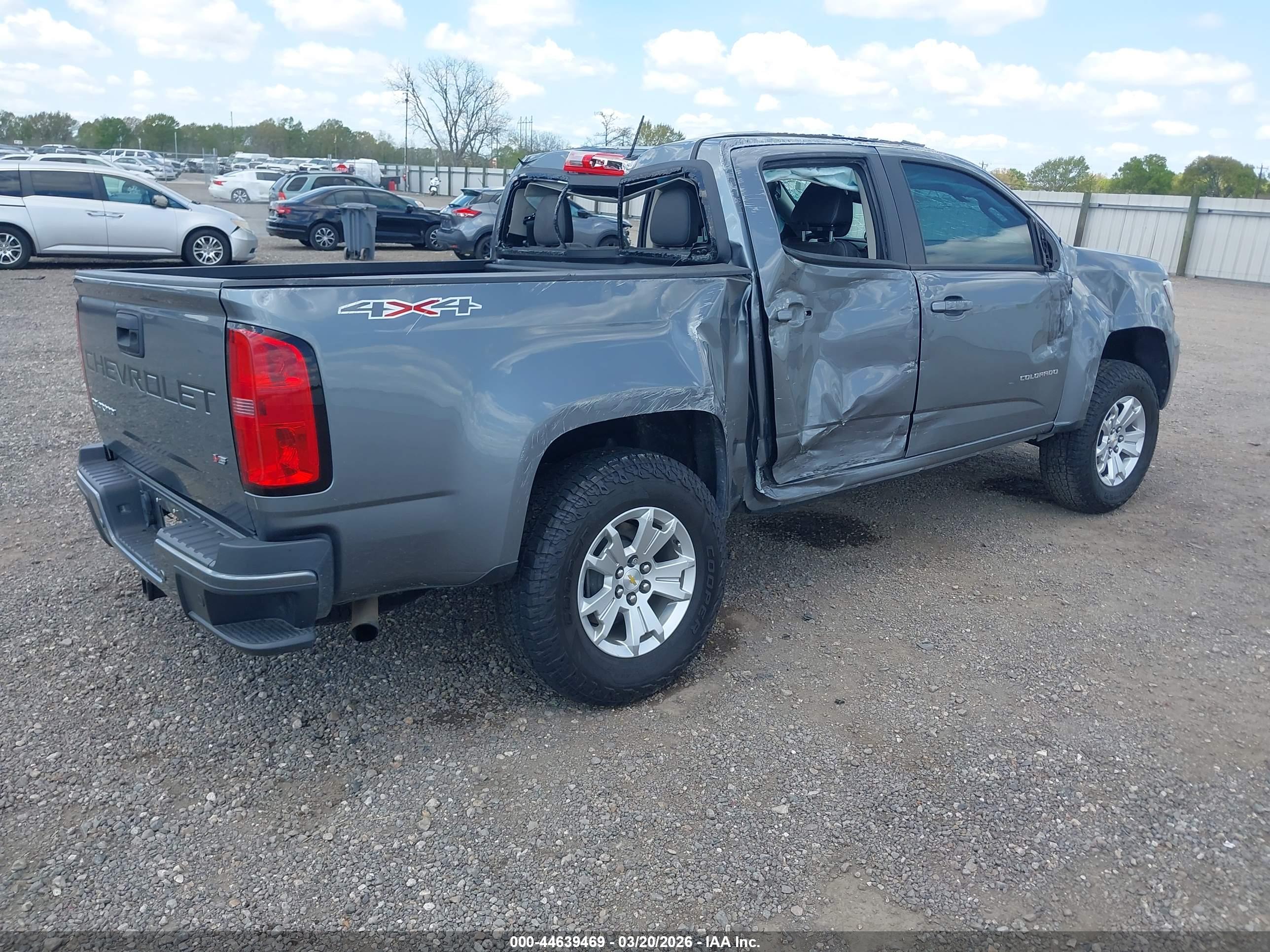 CHEVROLET COLORADO image 4