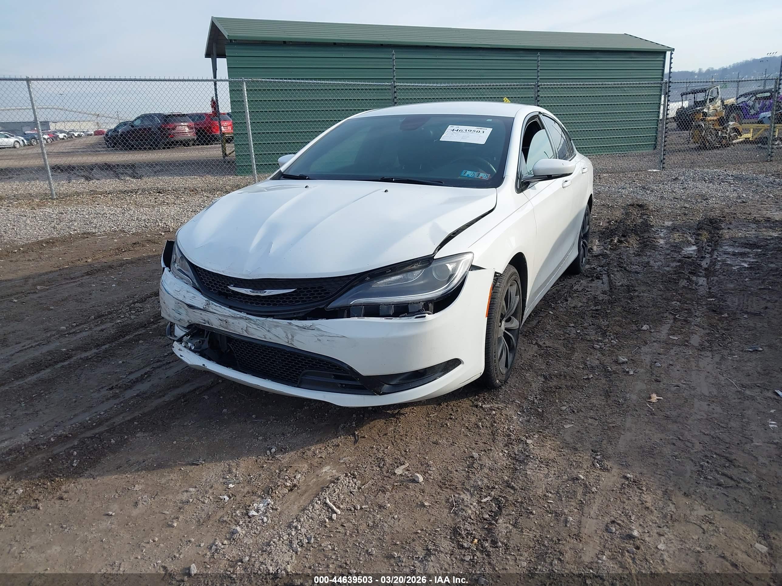 CHRYSLER 200 image 2
