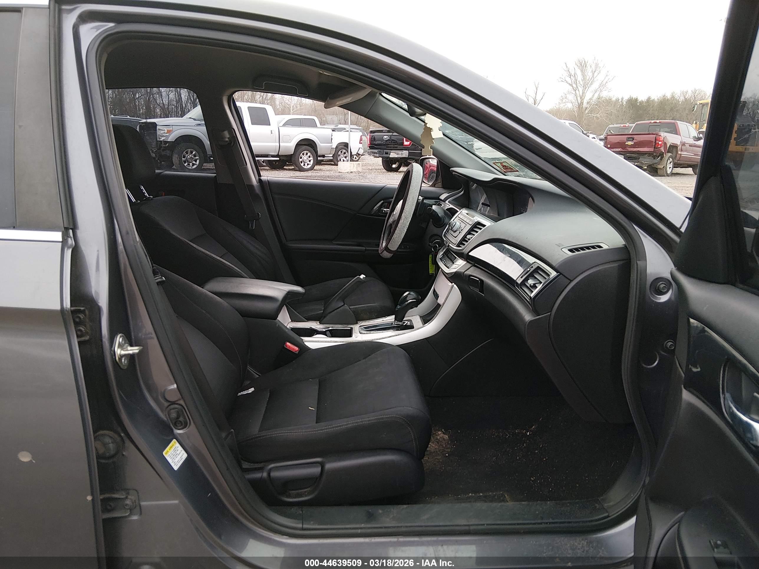 HONDA ACCORD image 5