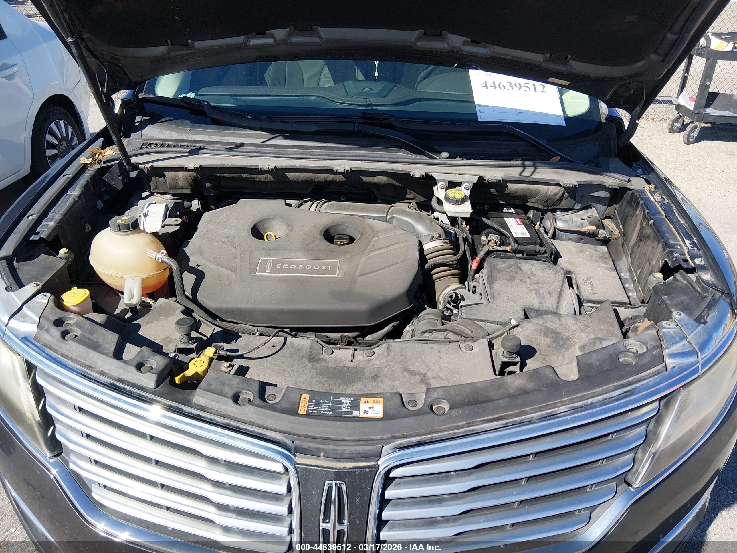 LINCOLN MKC image 10