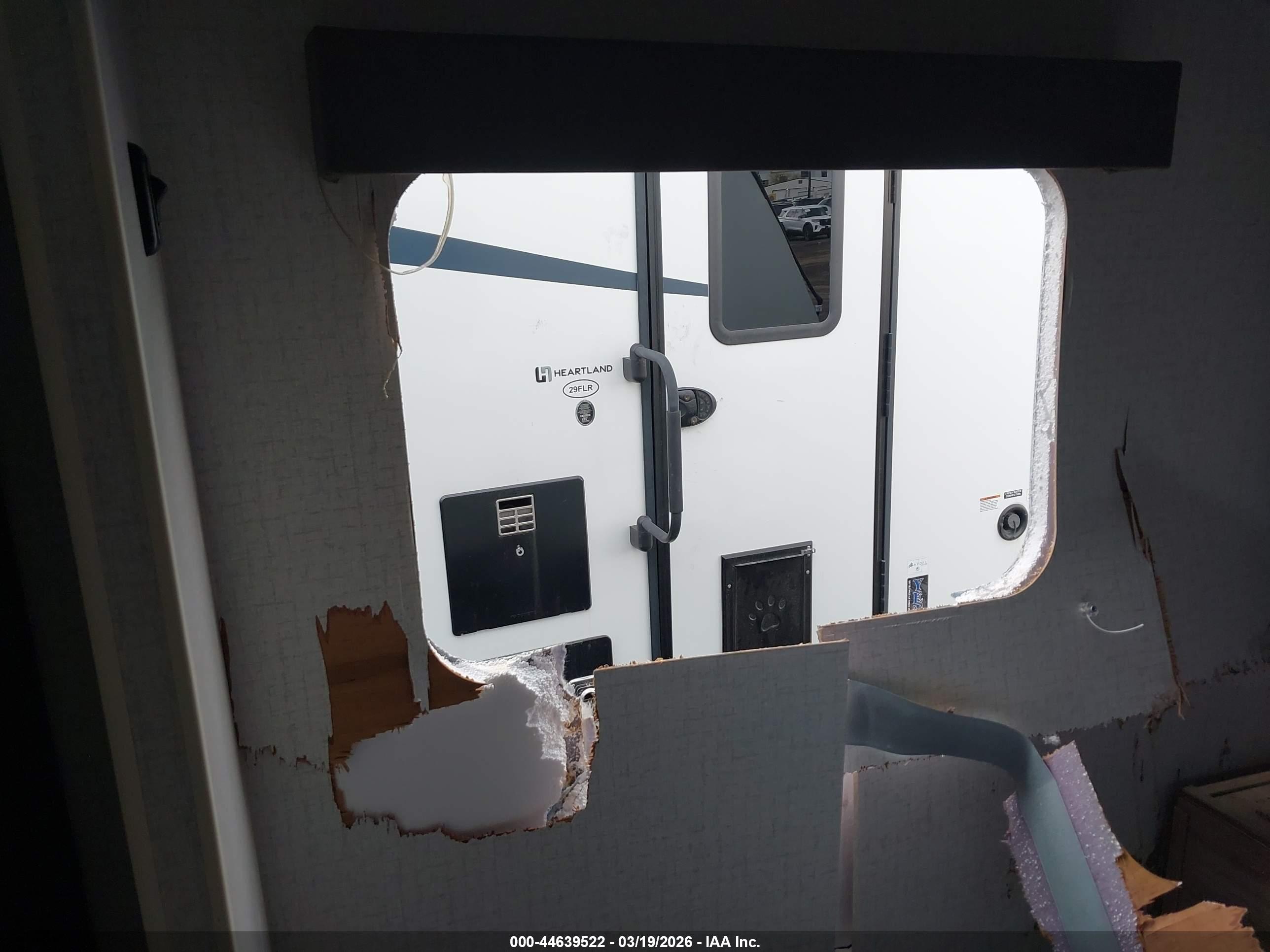 WINNEBAGO MINNIE image 6