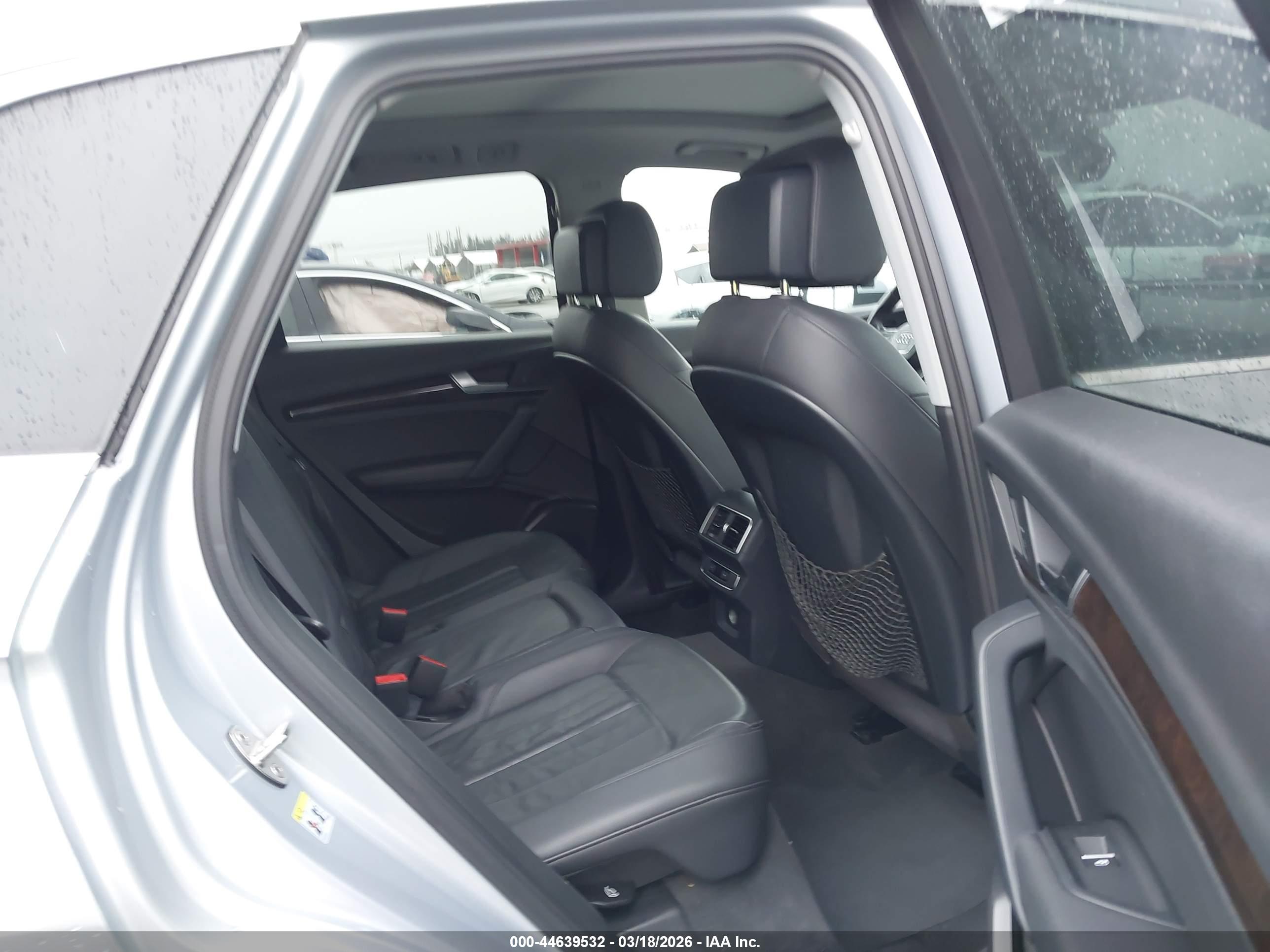 AUDI Q5 image 8