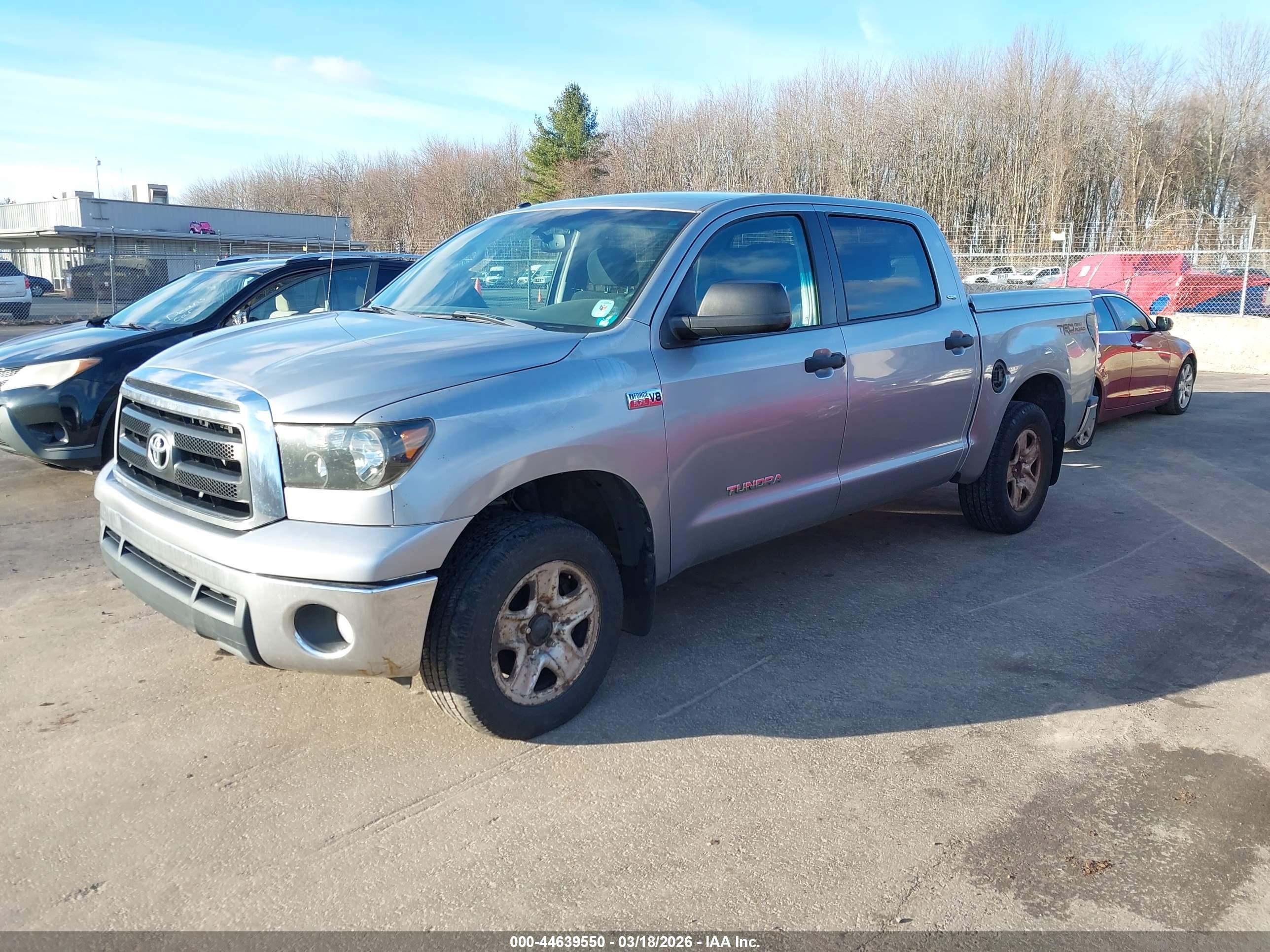 TOYOTA TUNDRA image 2