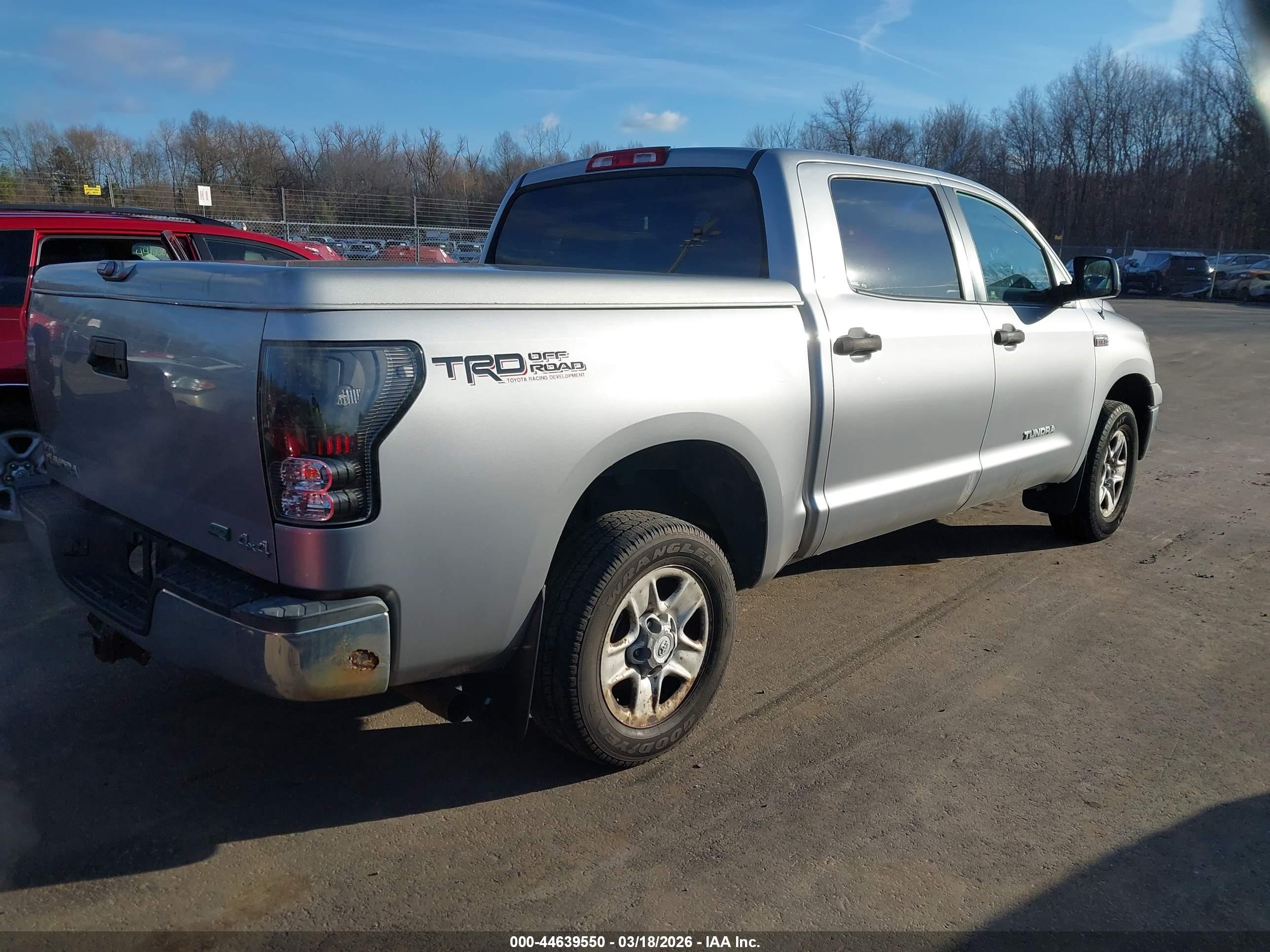 TOYOTA TUNDRA image 4