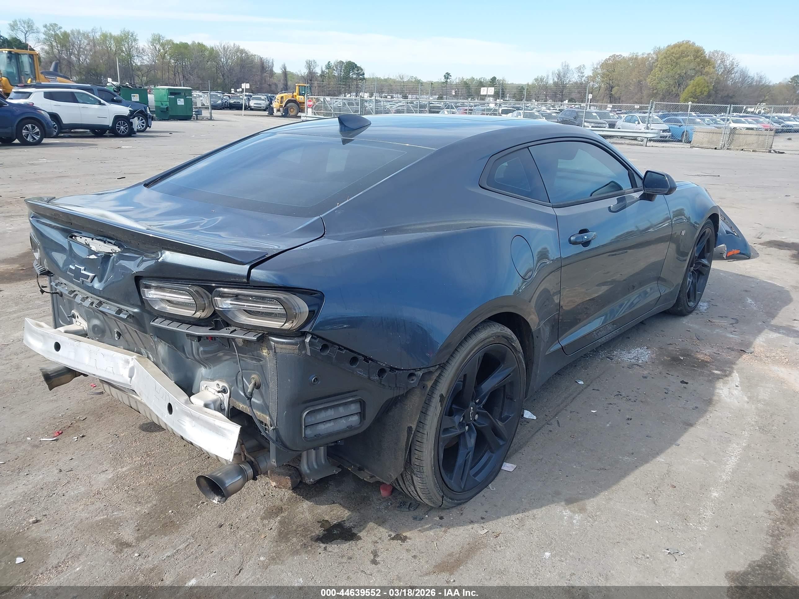 CHEVROLET CAMARO image 4