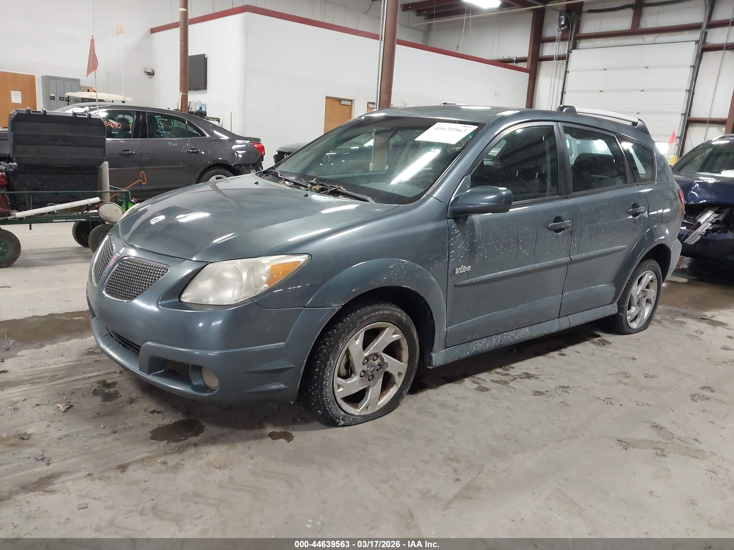 PONTIAC VIBE image 2