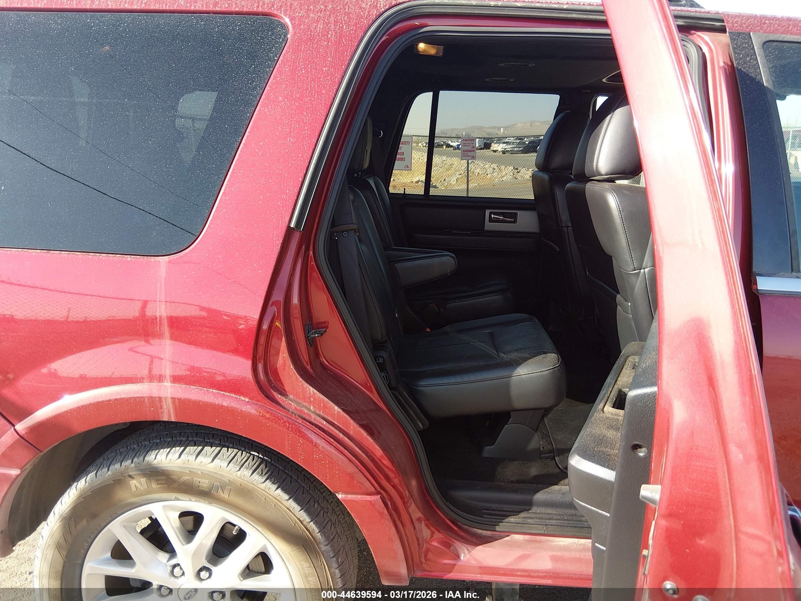 FORD EXPEDITION image 8
