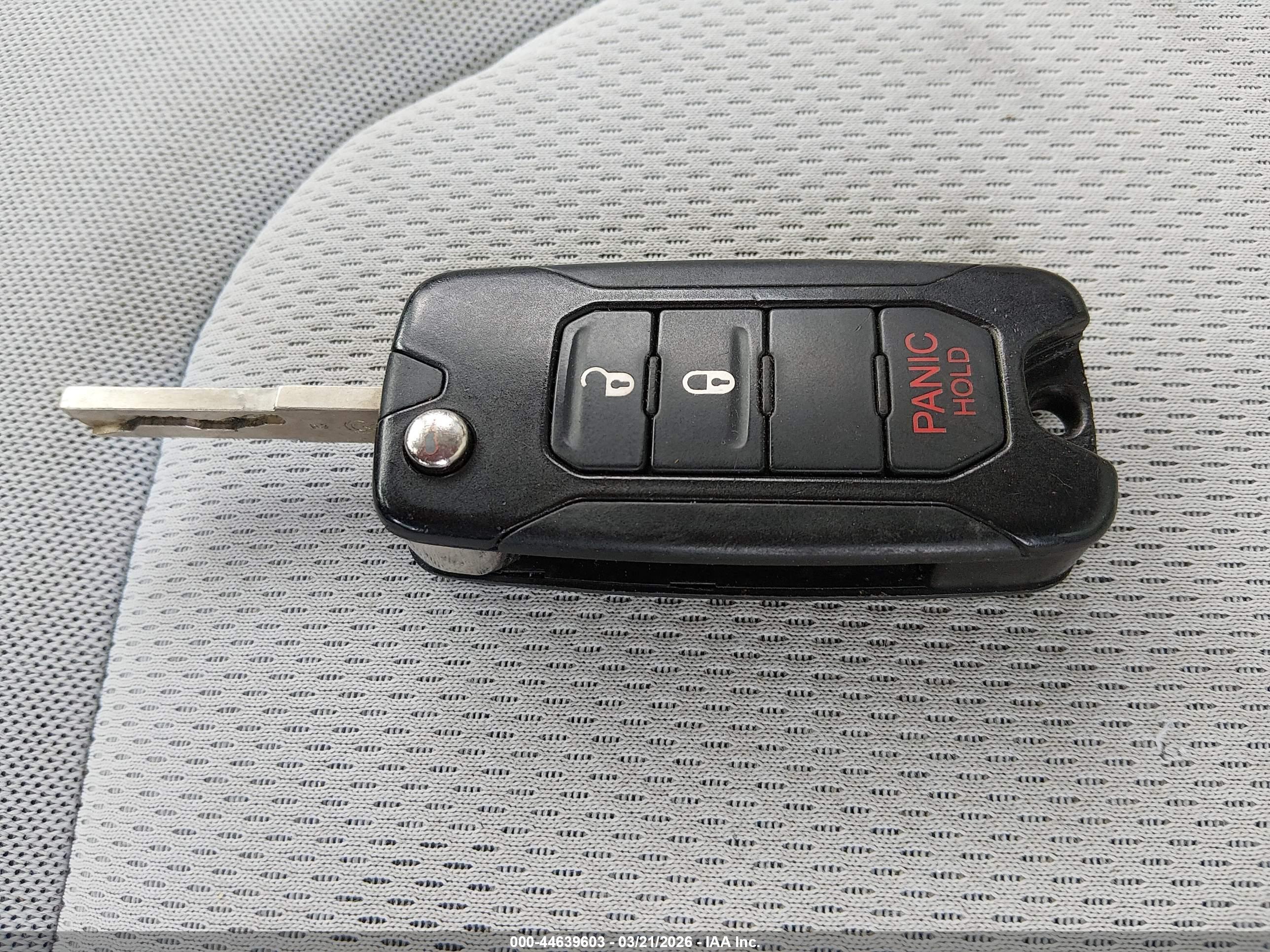JEEP RENEGADE image 11