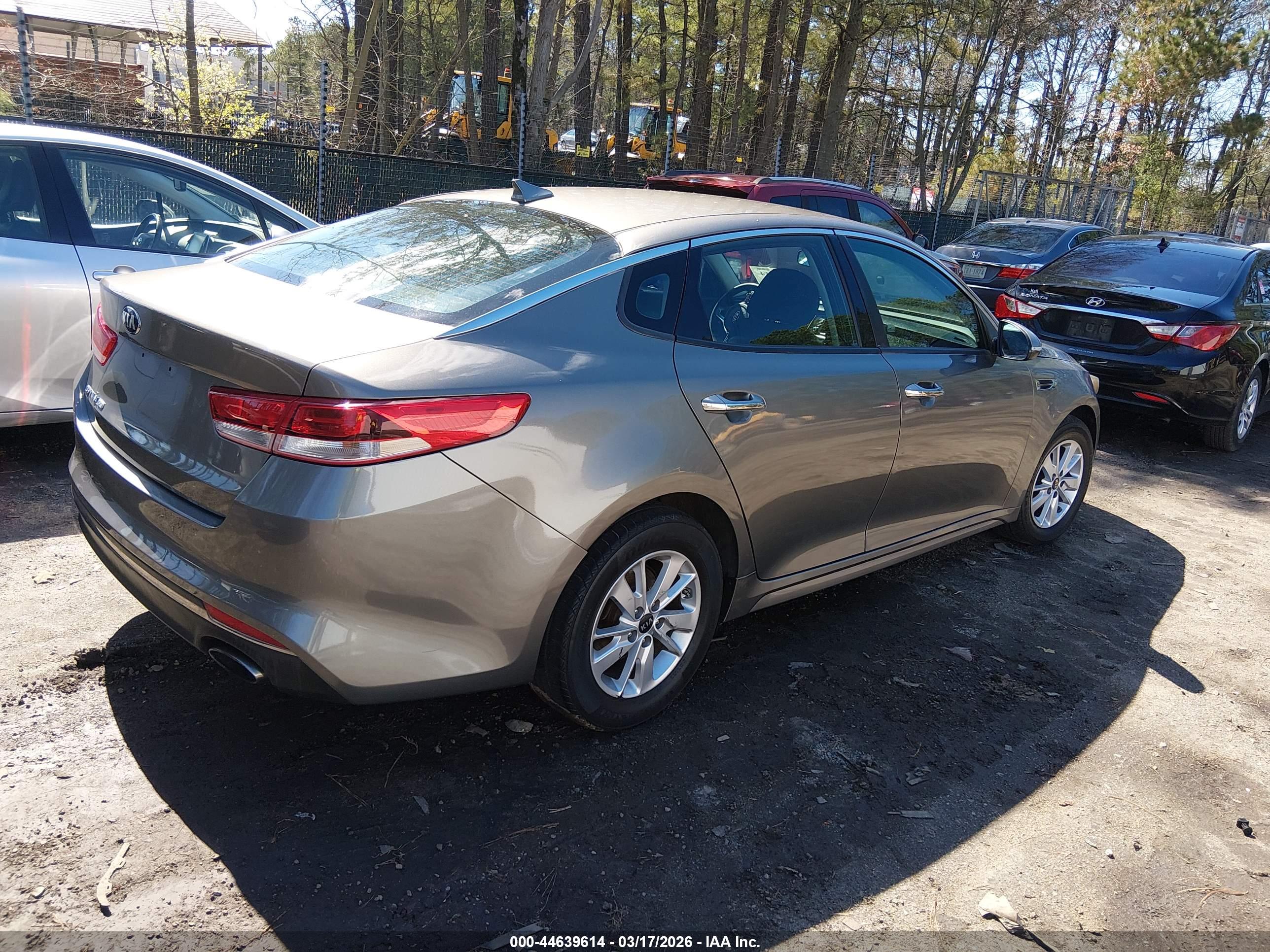 KIA OPTIMA image 4