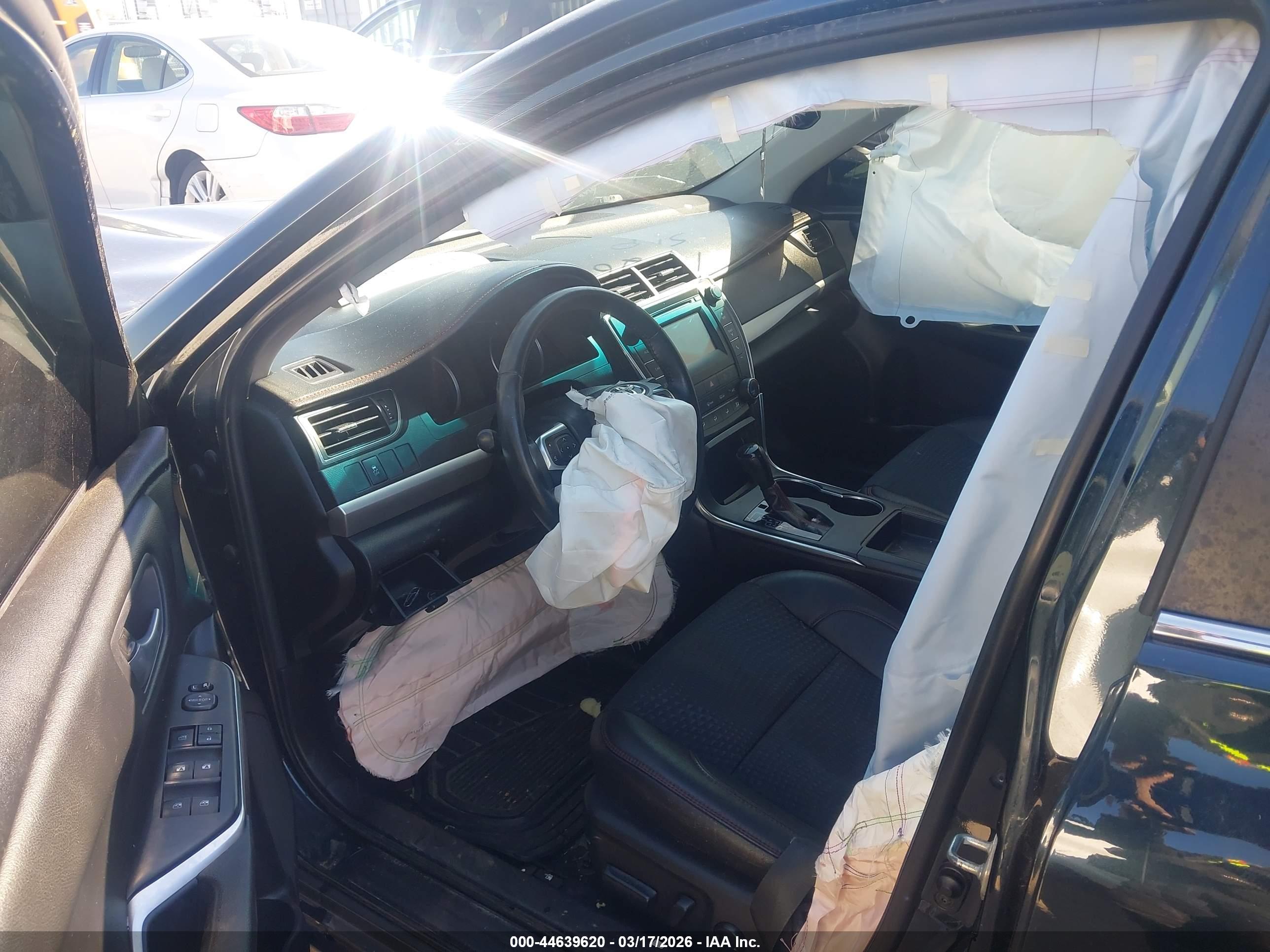 TOYOTA CAMRY image 5