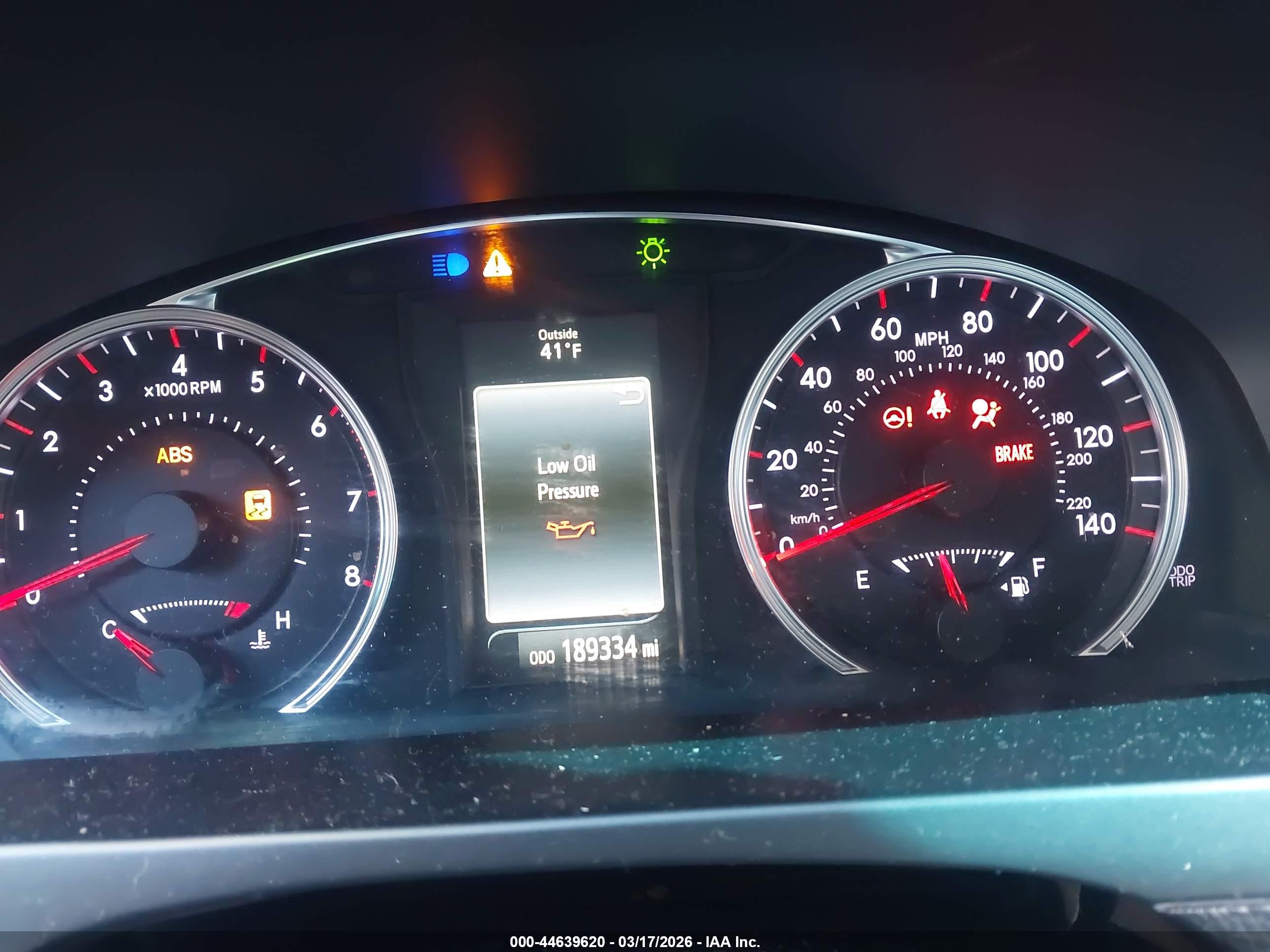 TOYOTA CAMRY image 7