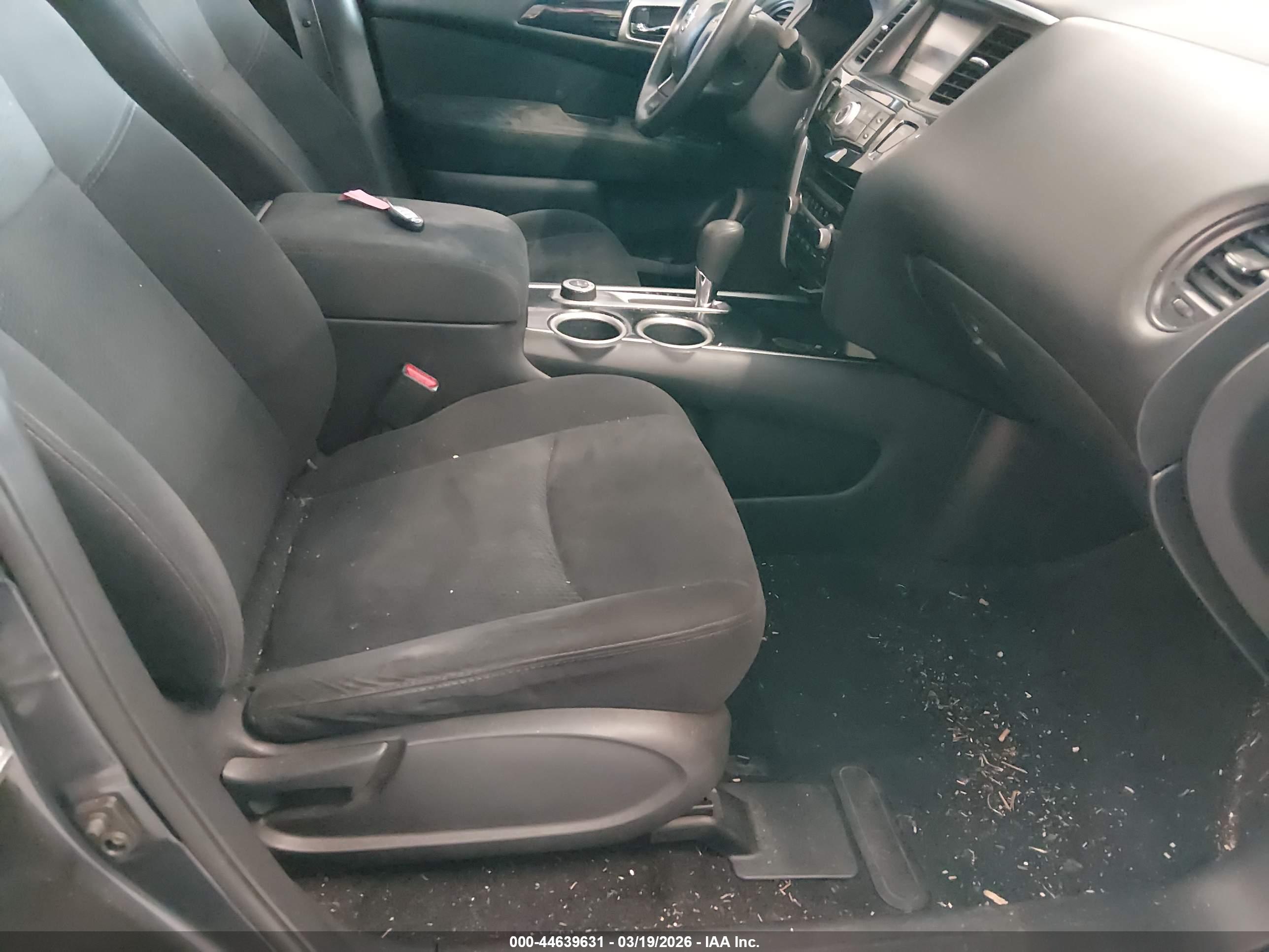 NISSAN PATHFINDER image 5