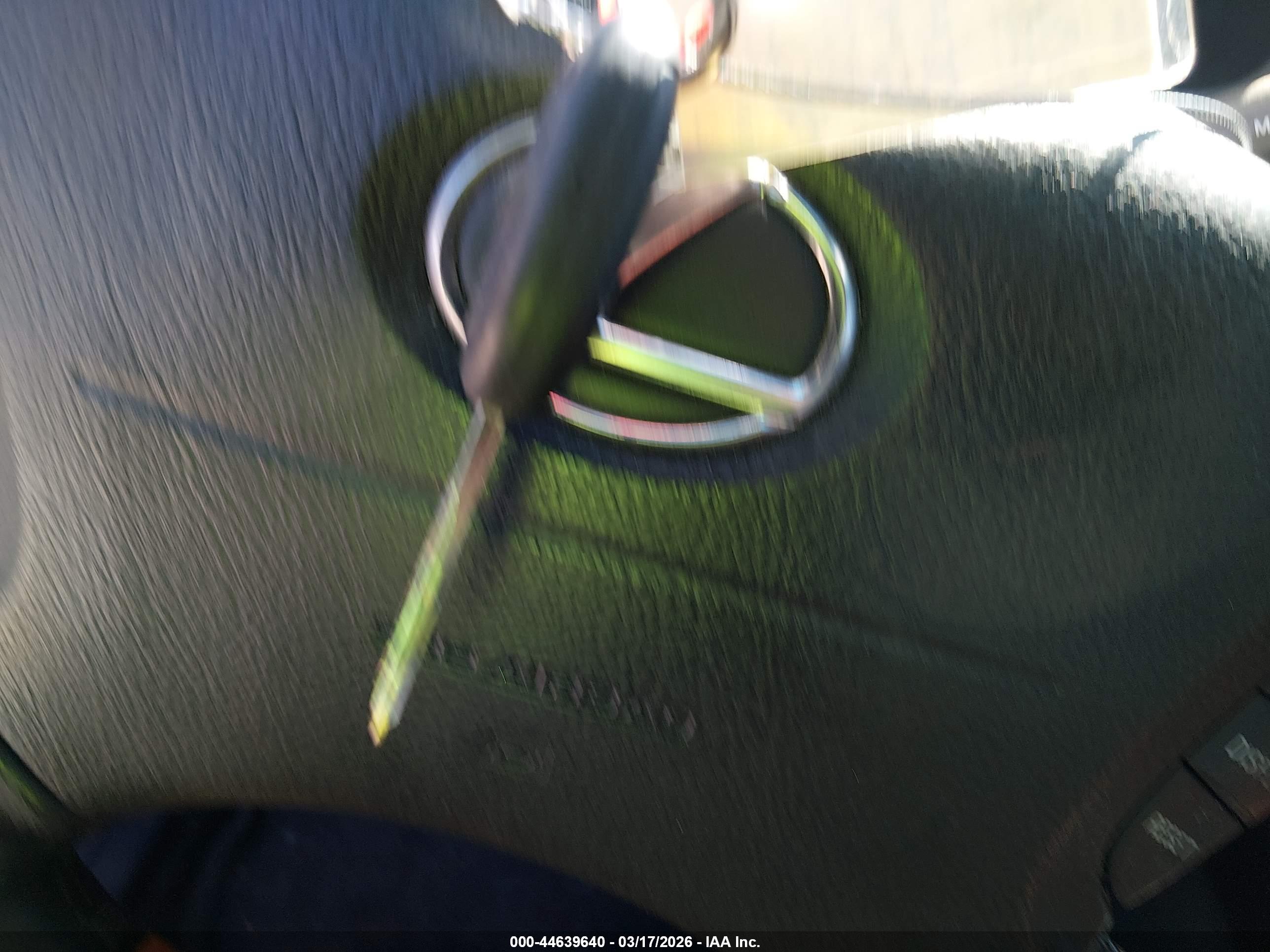 LEXUS LS image 11