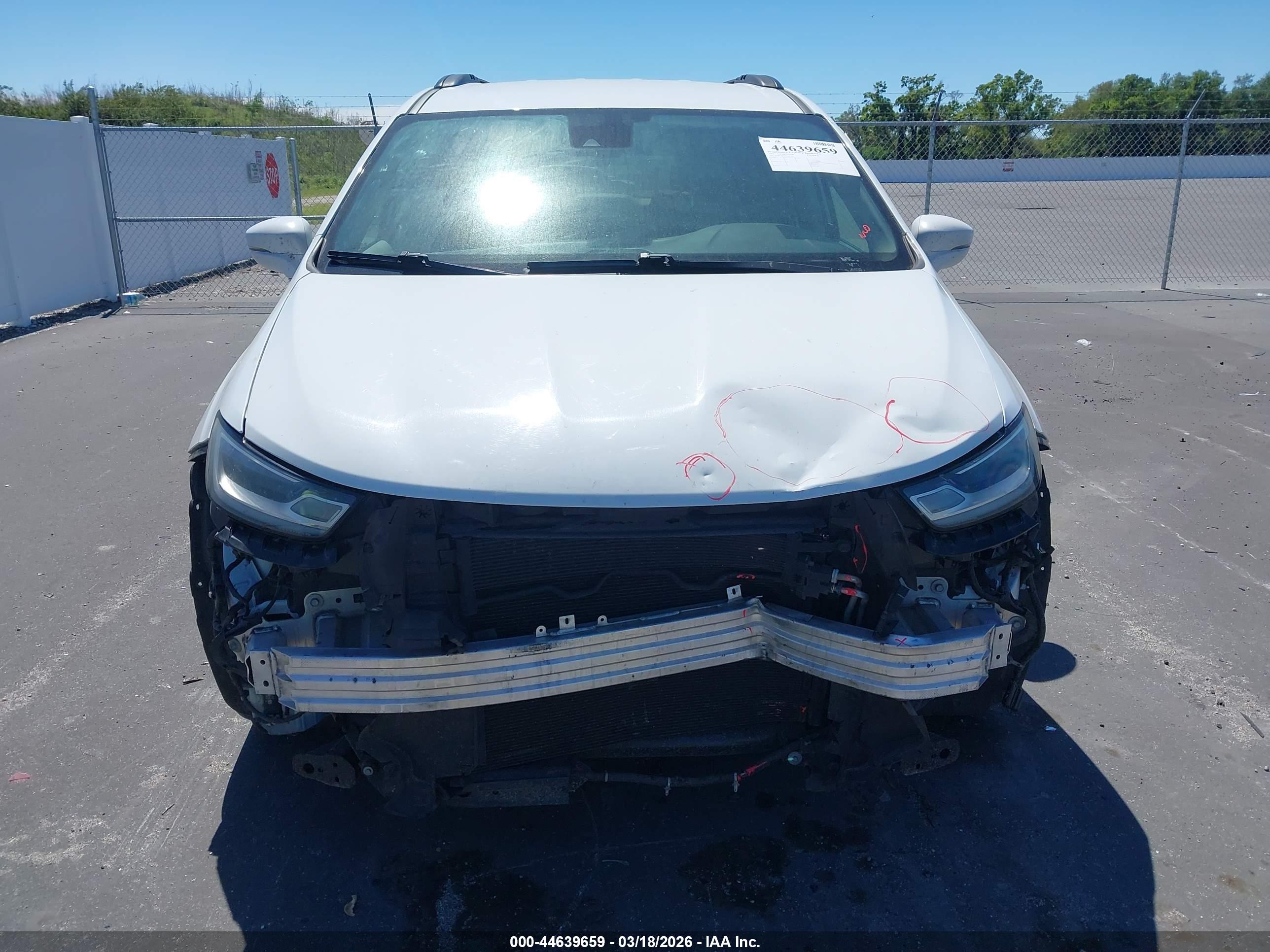 CHRYSLER PACIFICA image 6