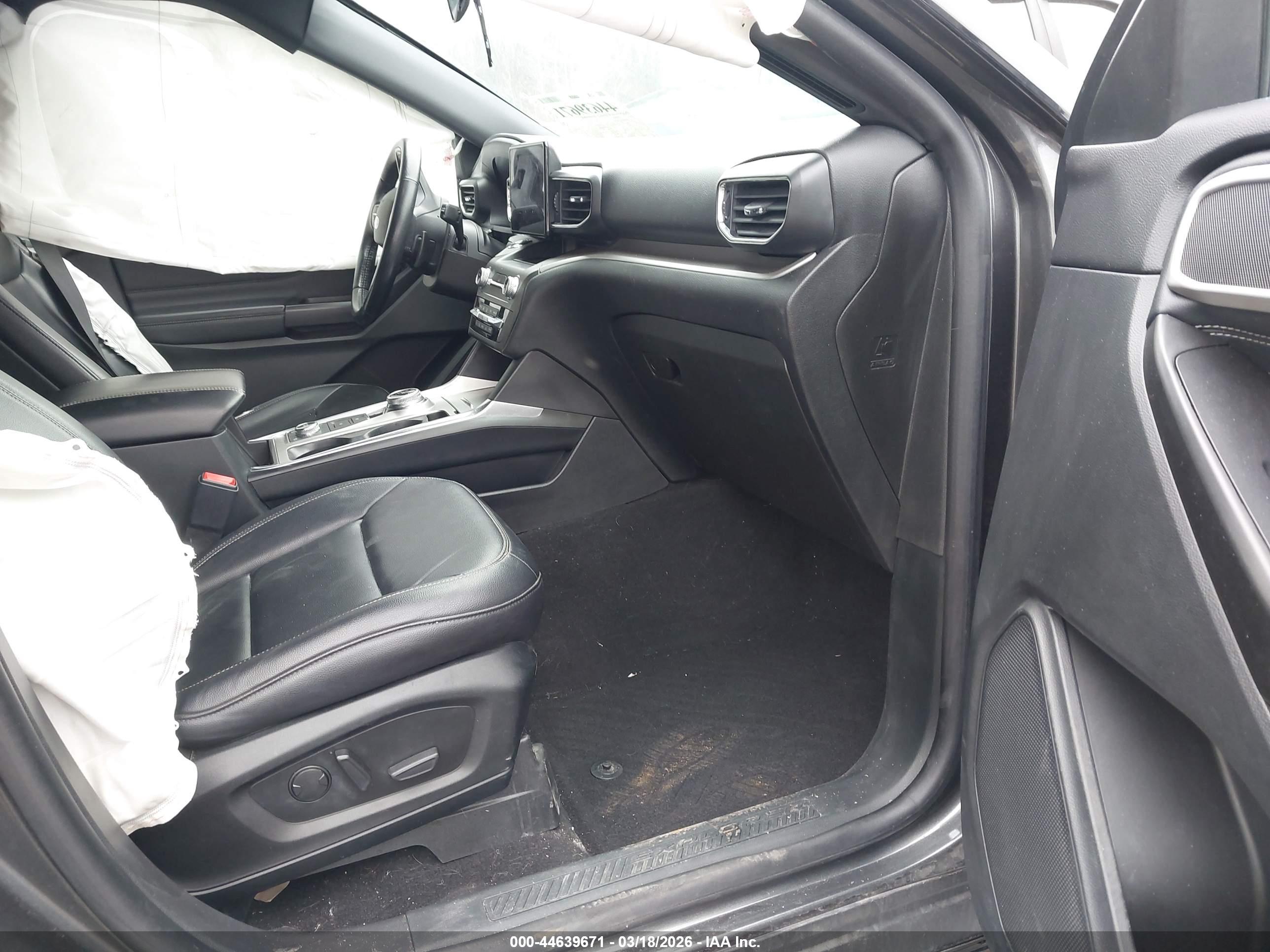 FORD EXPLORER image 5