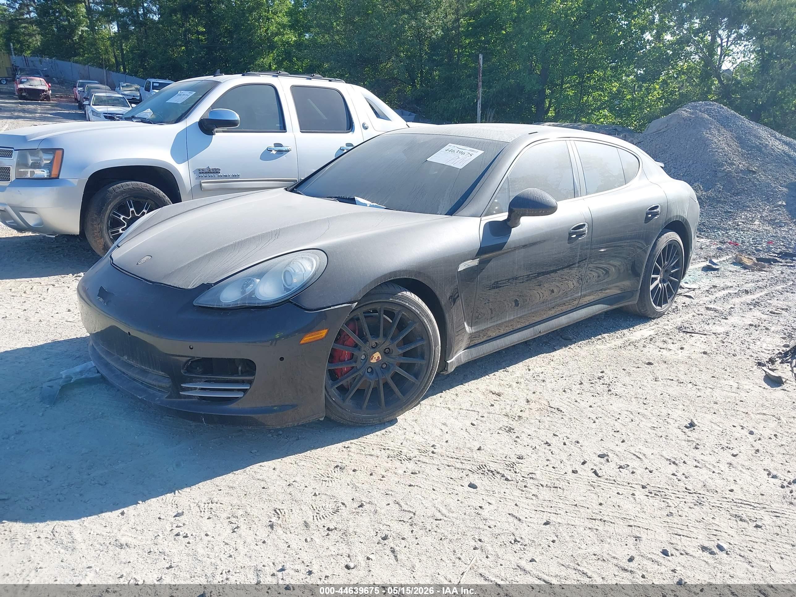 PORSCHE PANAMERA image 2