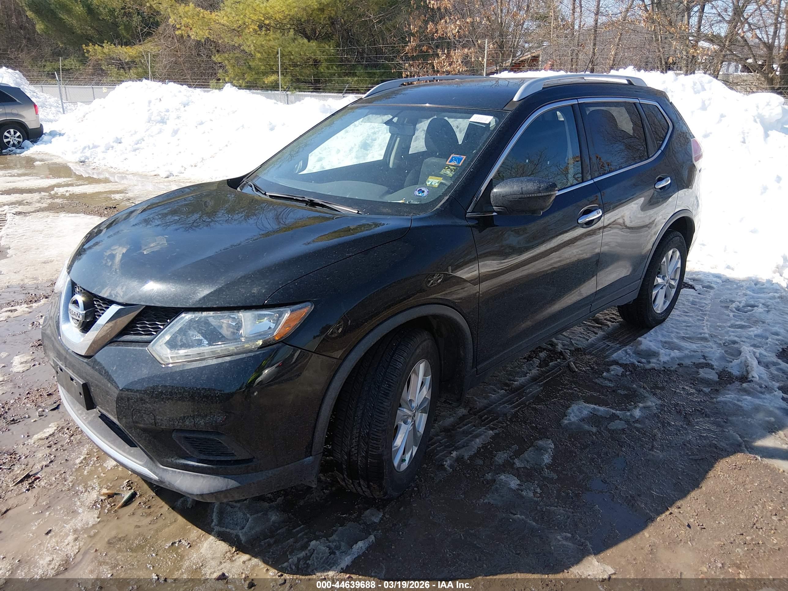NISSAN ROGUE image 2