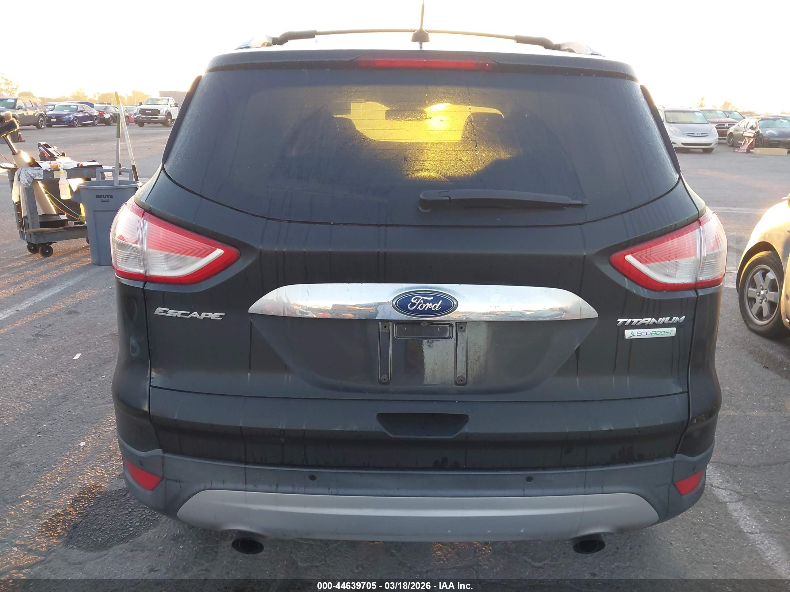 FORD ESCAPE image 6