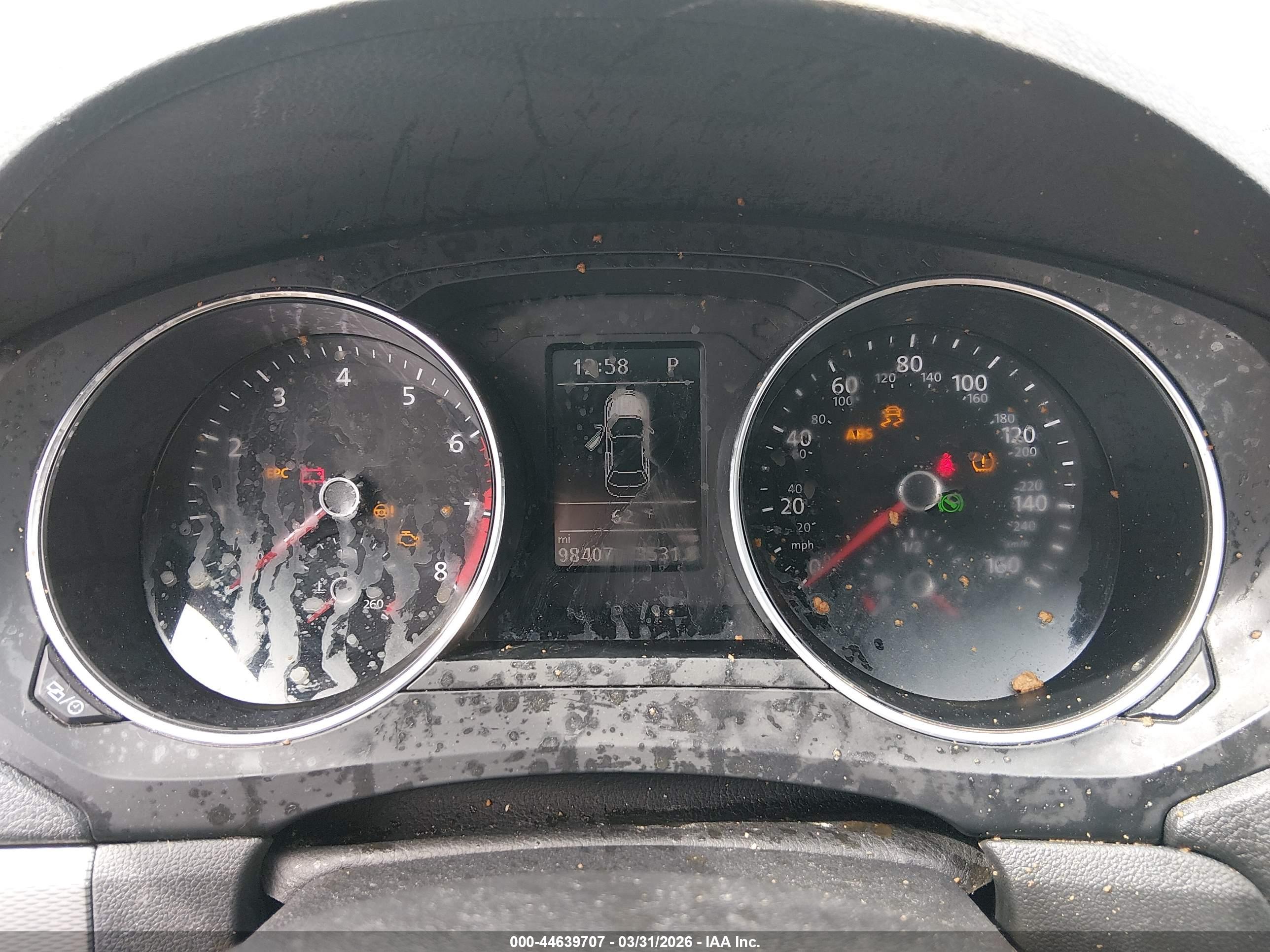 VOLKSWAGEN JETTA image 7