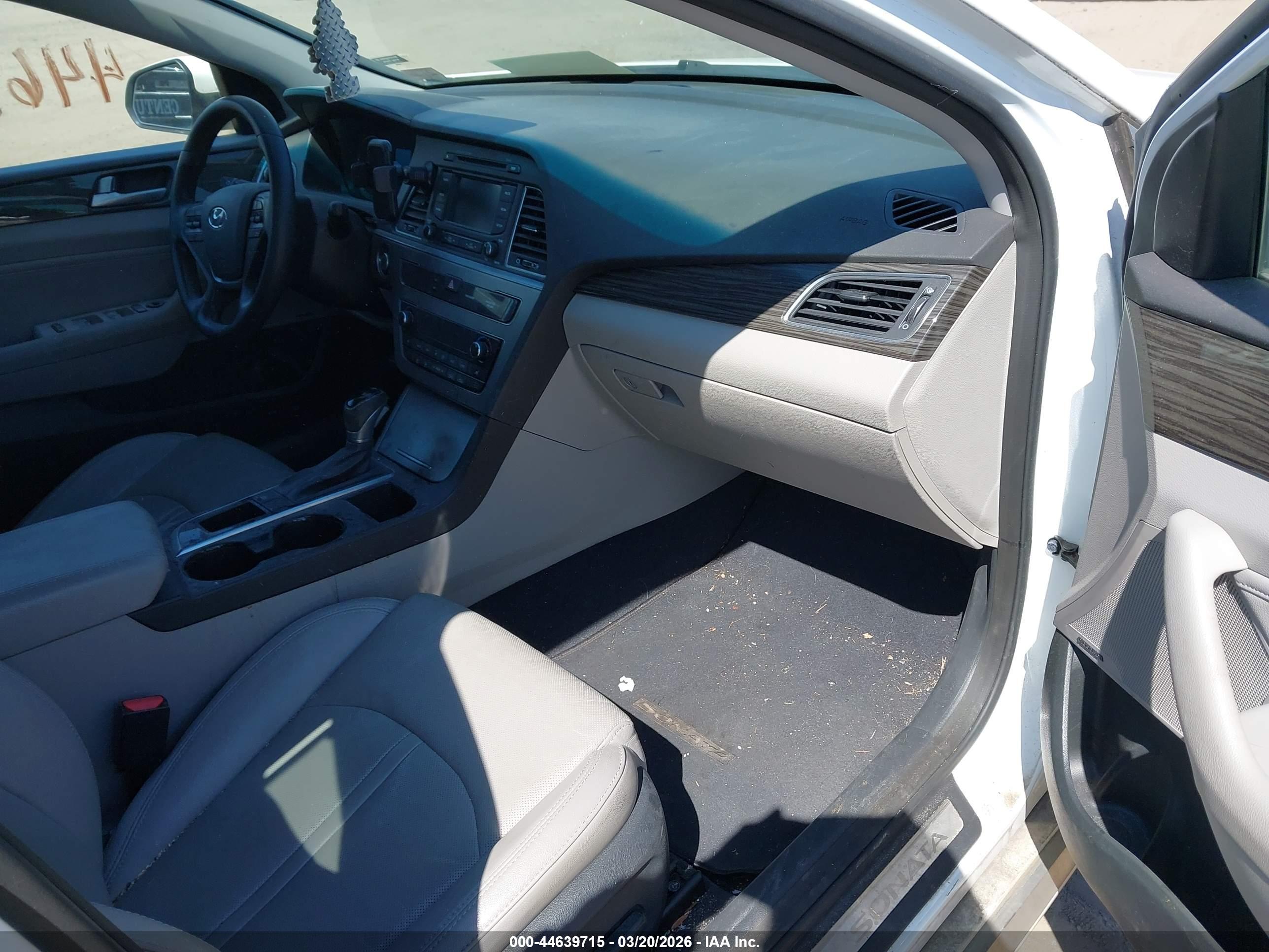HYUNDAI SONATA image 5