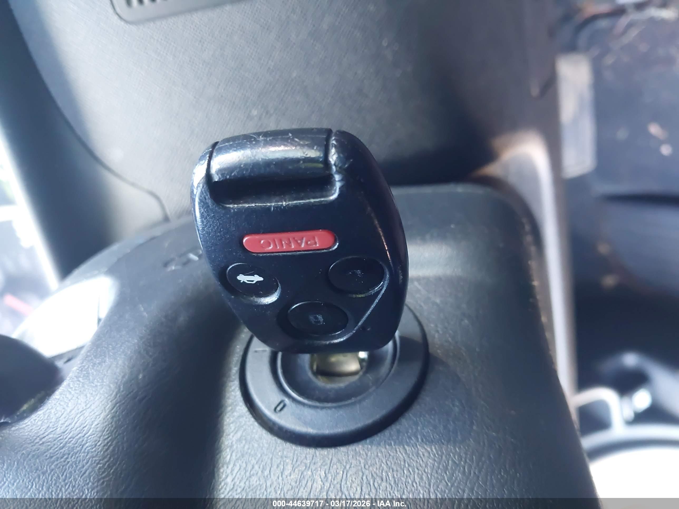 HONDA CR-V image 11