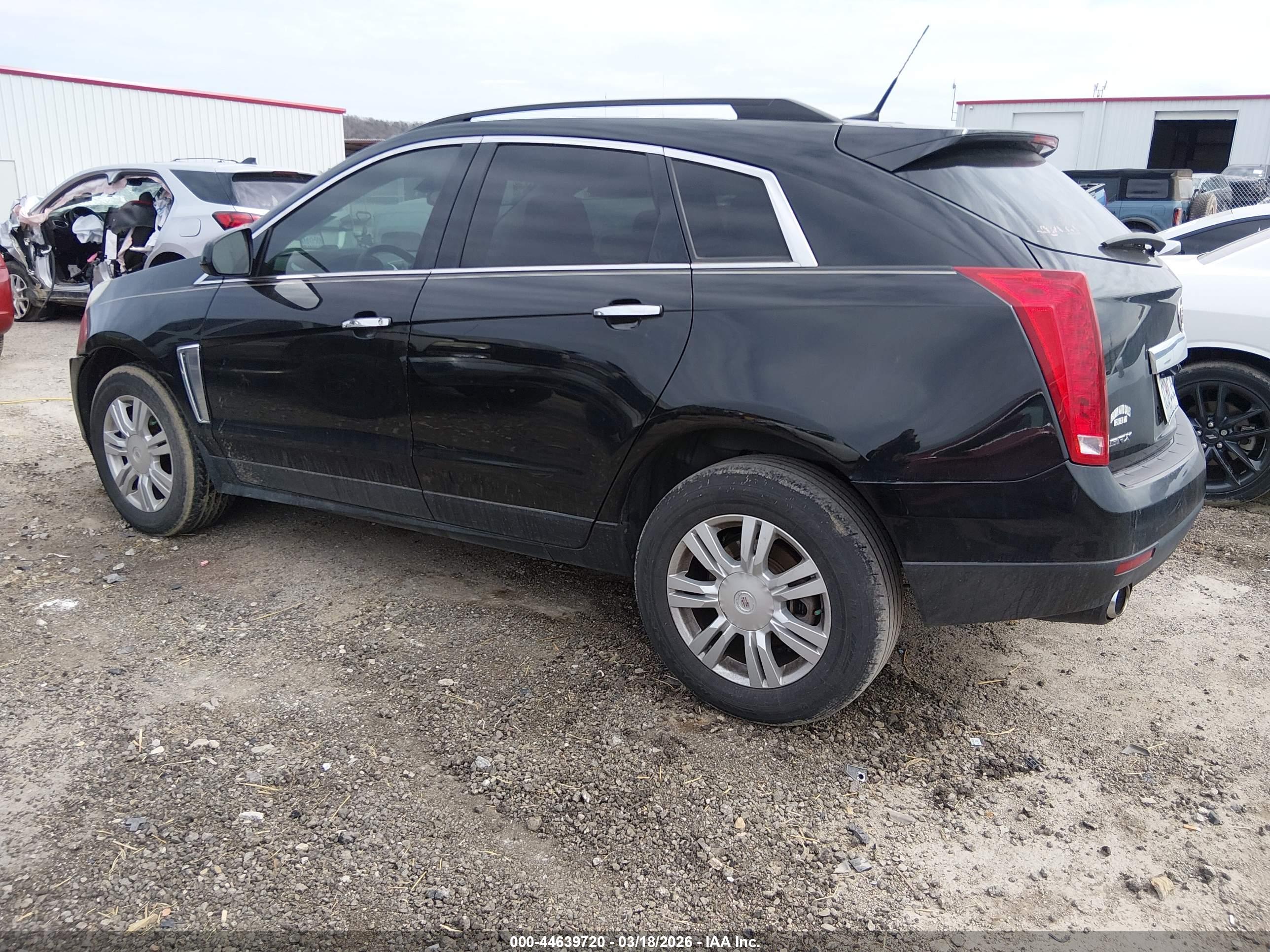 CADILLAC SRX image 3