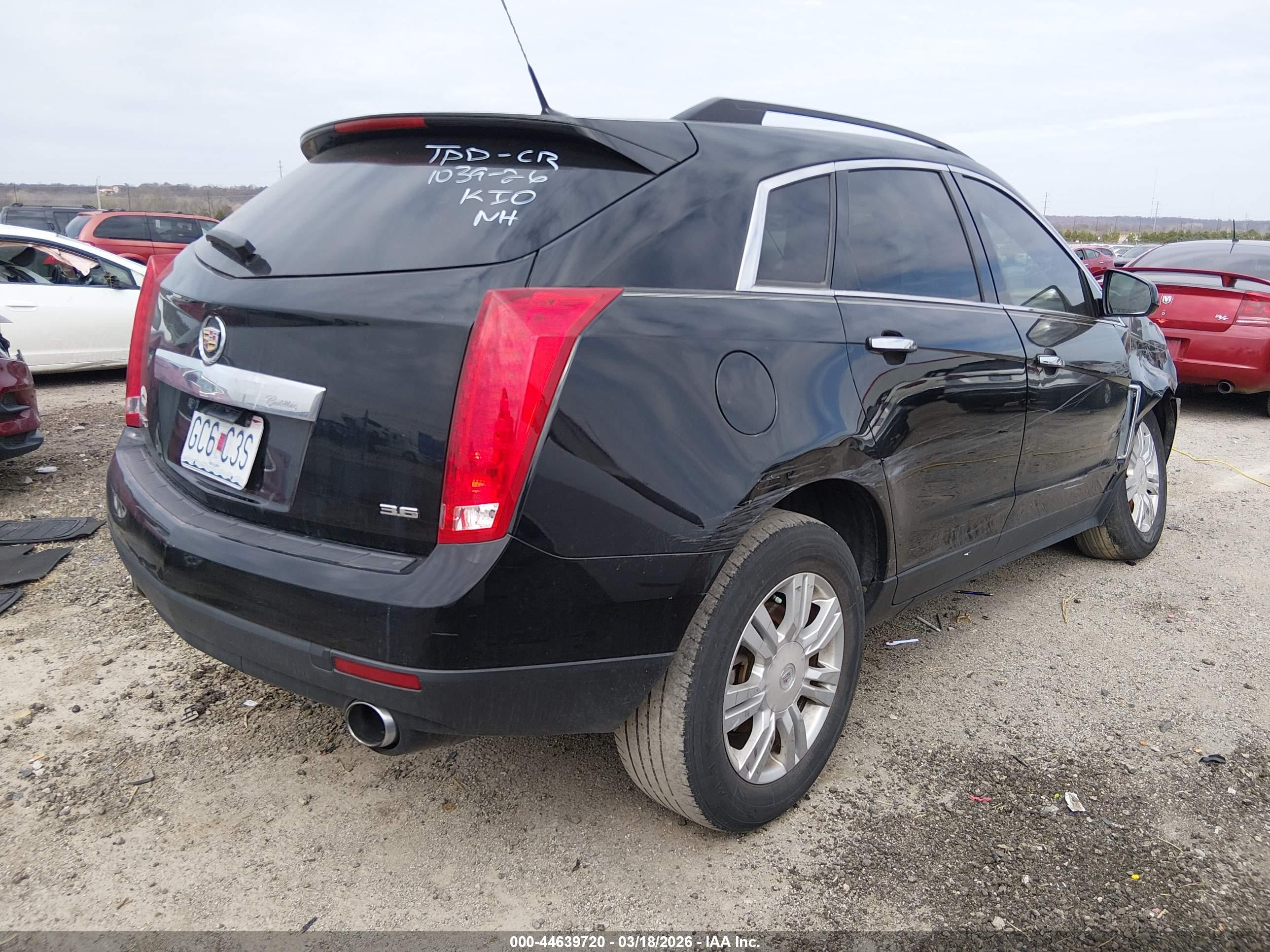 CADILLAC SRX image 4