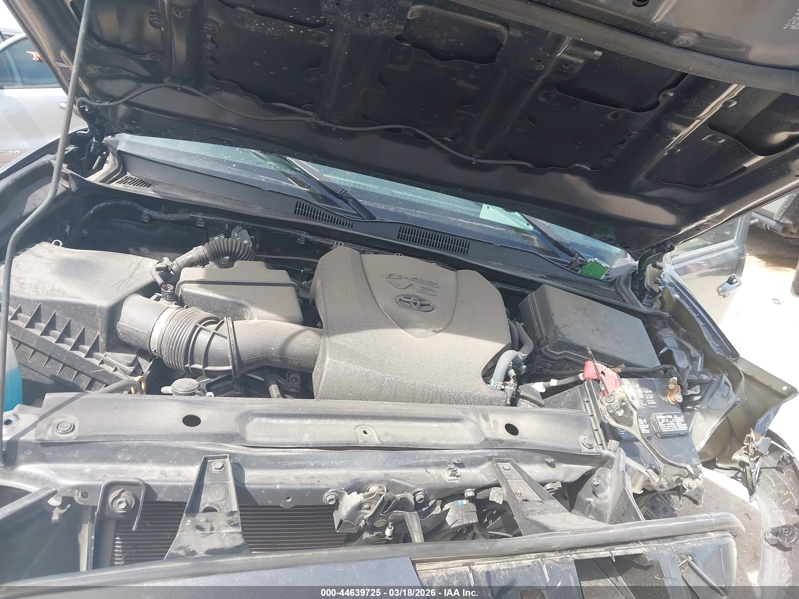TOYOTA TACOMA image 10