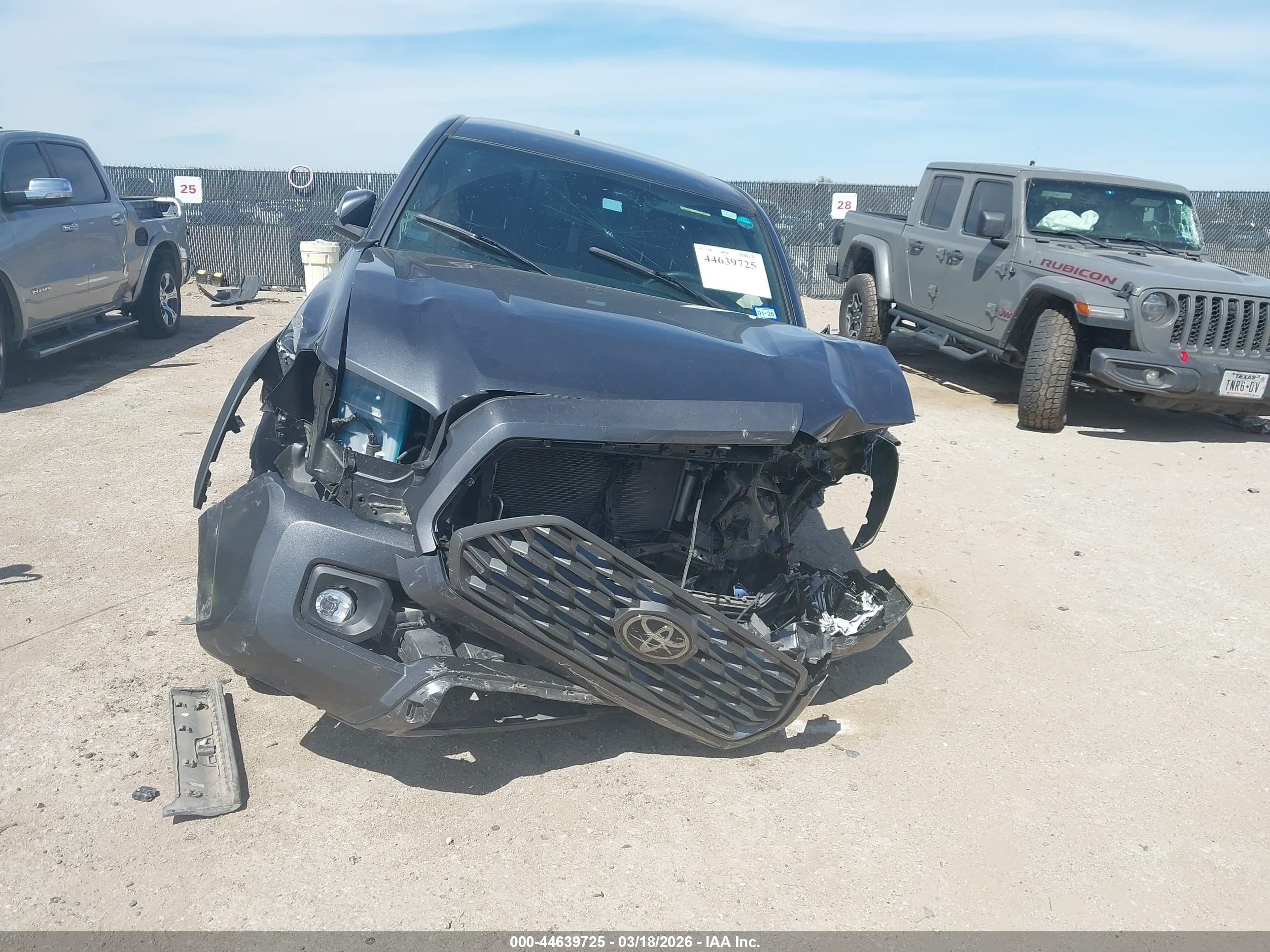 TOYOTA TACOMA image 6