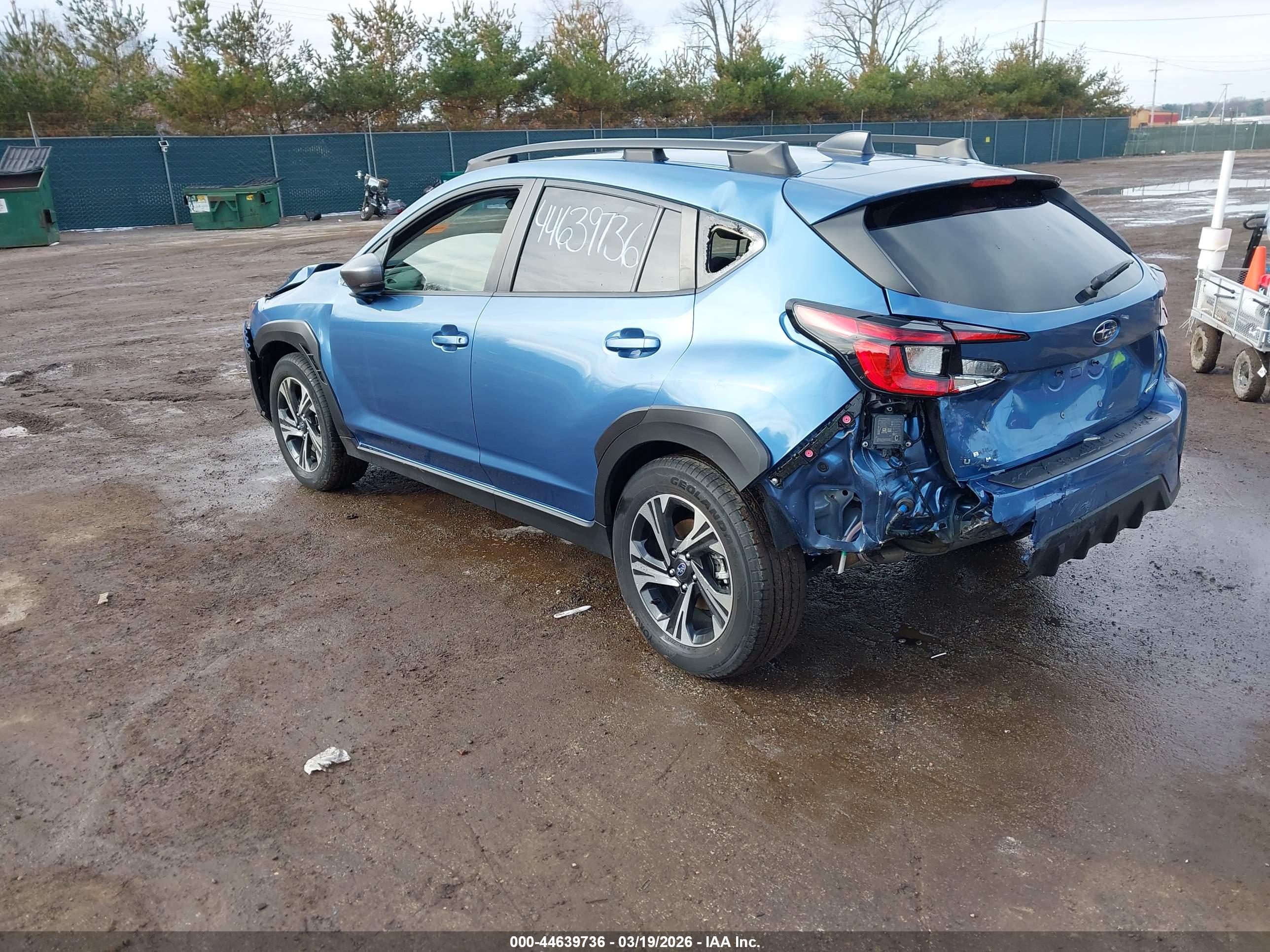 SUBARU CROSSTREK image 3