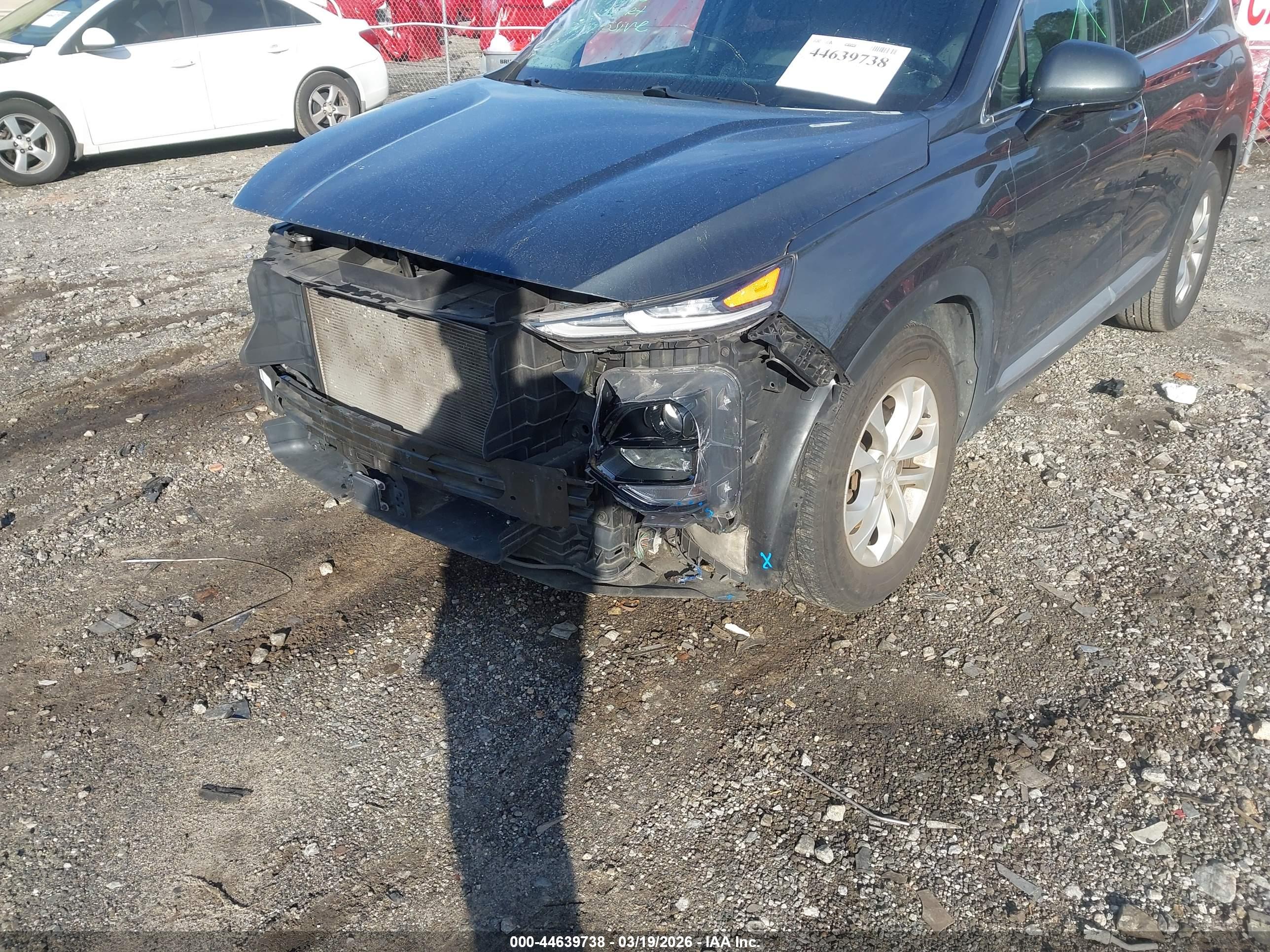 HYUNDAI SANTA image 6