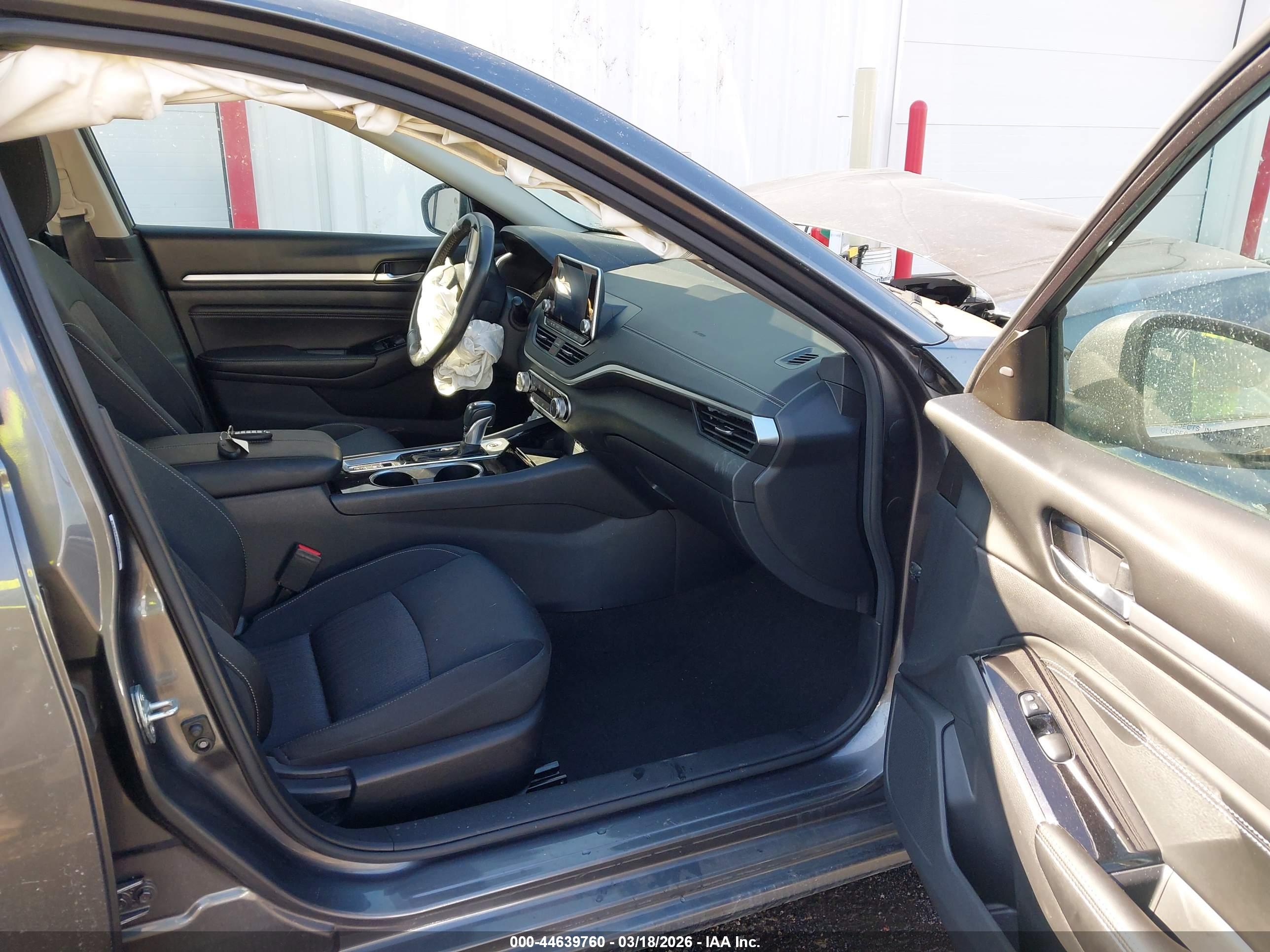 NISSAN ALTIMA image 5