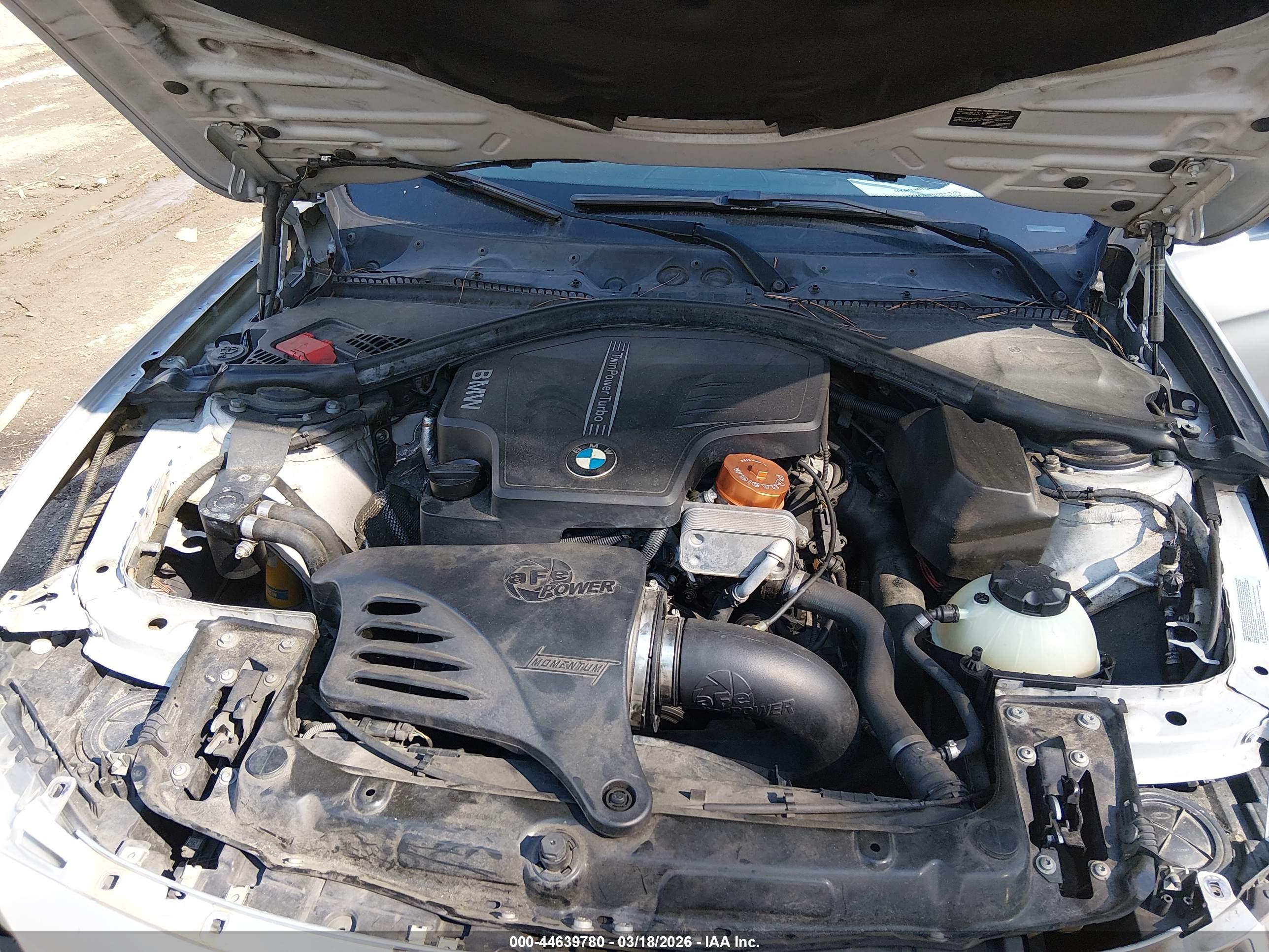 BMW 328I image 10