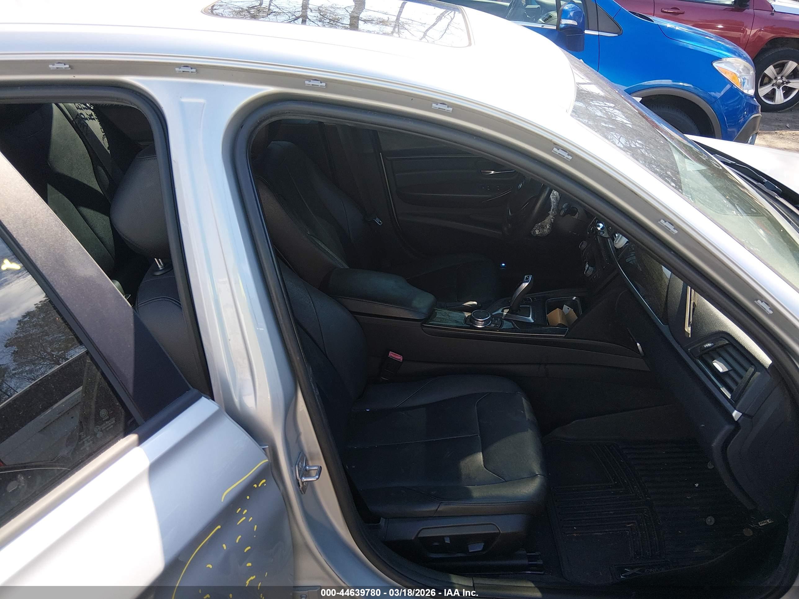 BMW 328I image 5