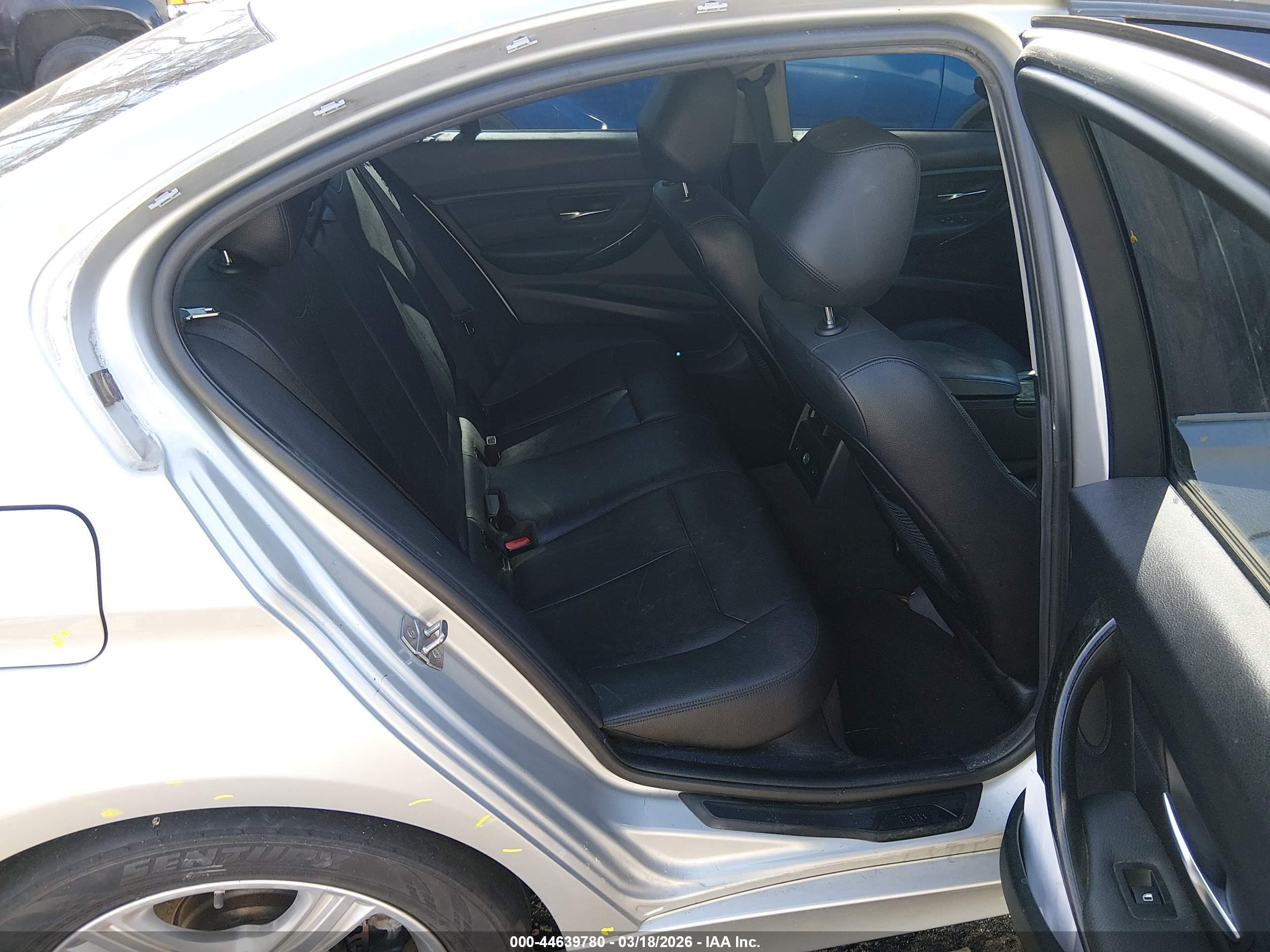 BMW 328I image 8