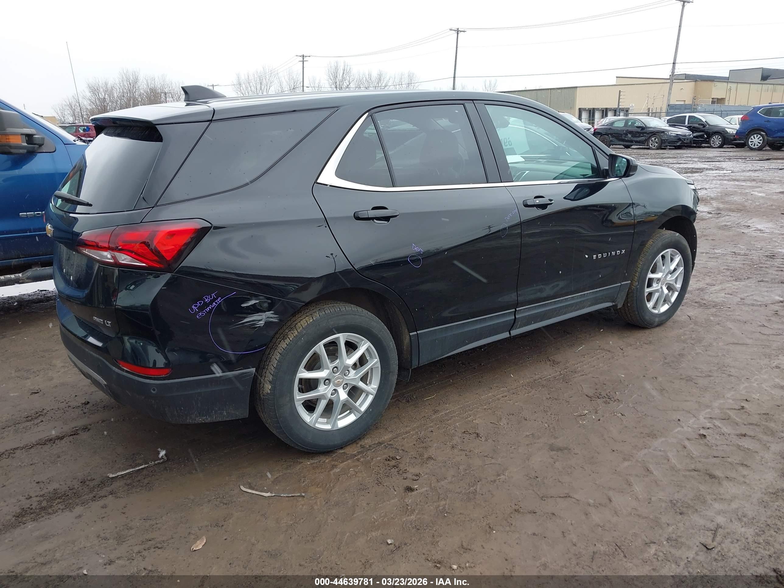 CHEVROLET EQUINOX image 4