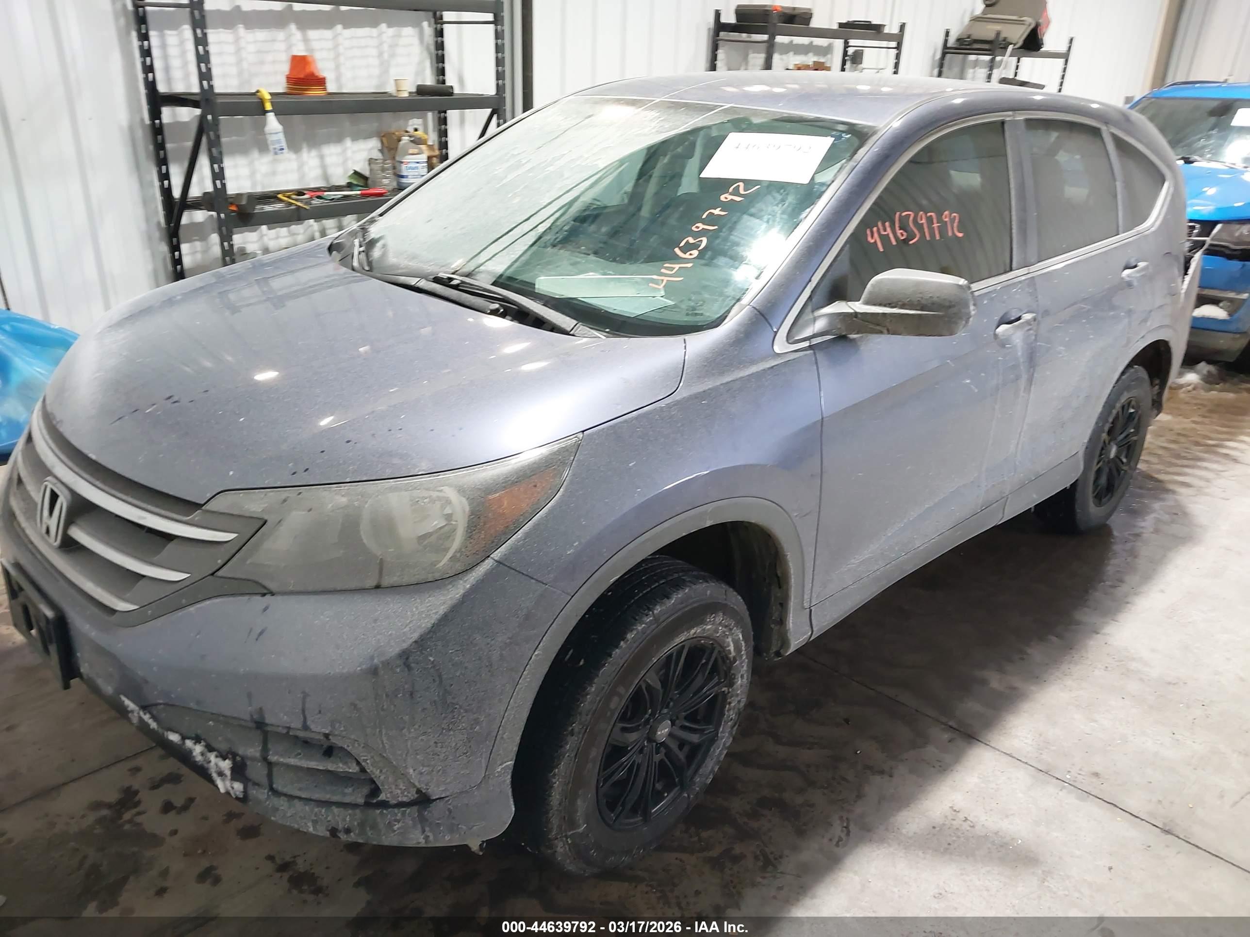 HONDA CR-V image 2