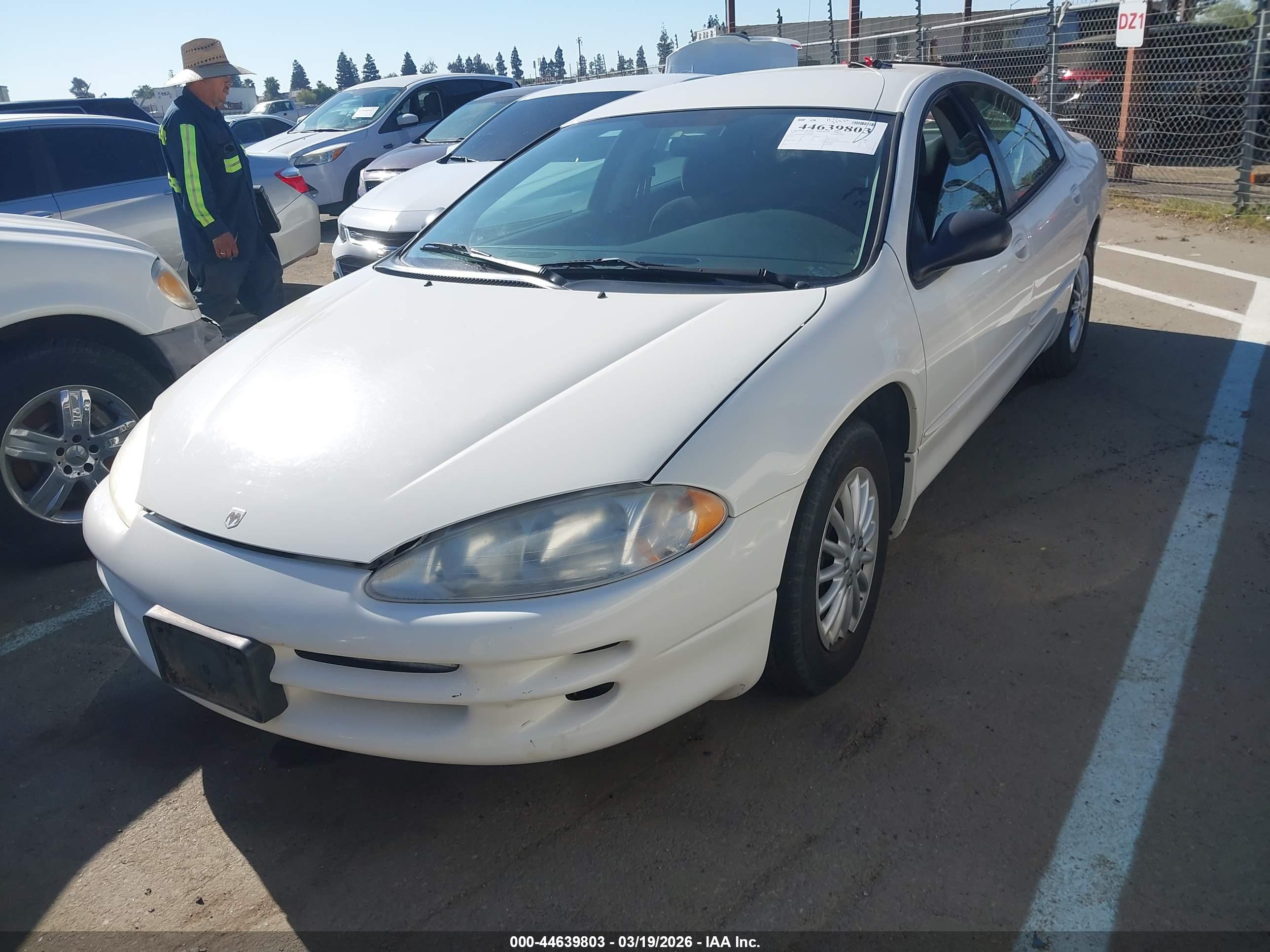 DODGE INTREPID image 2