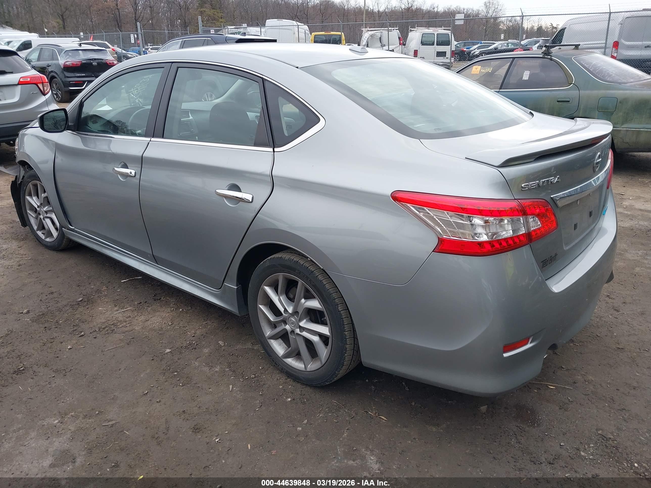 NISSAN SENTRA image 3
