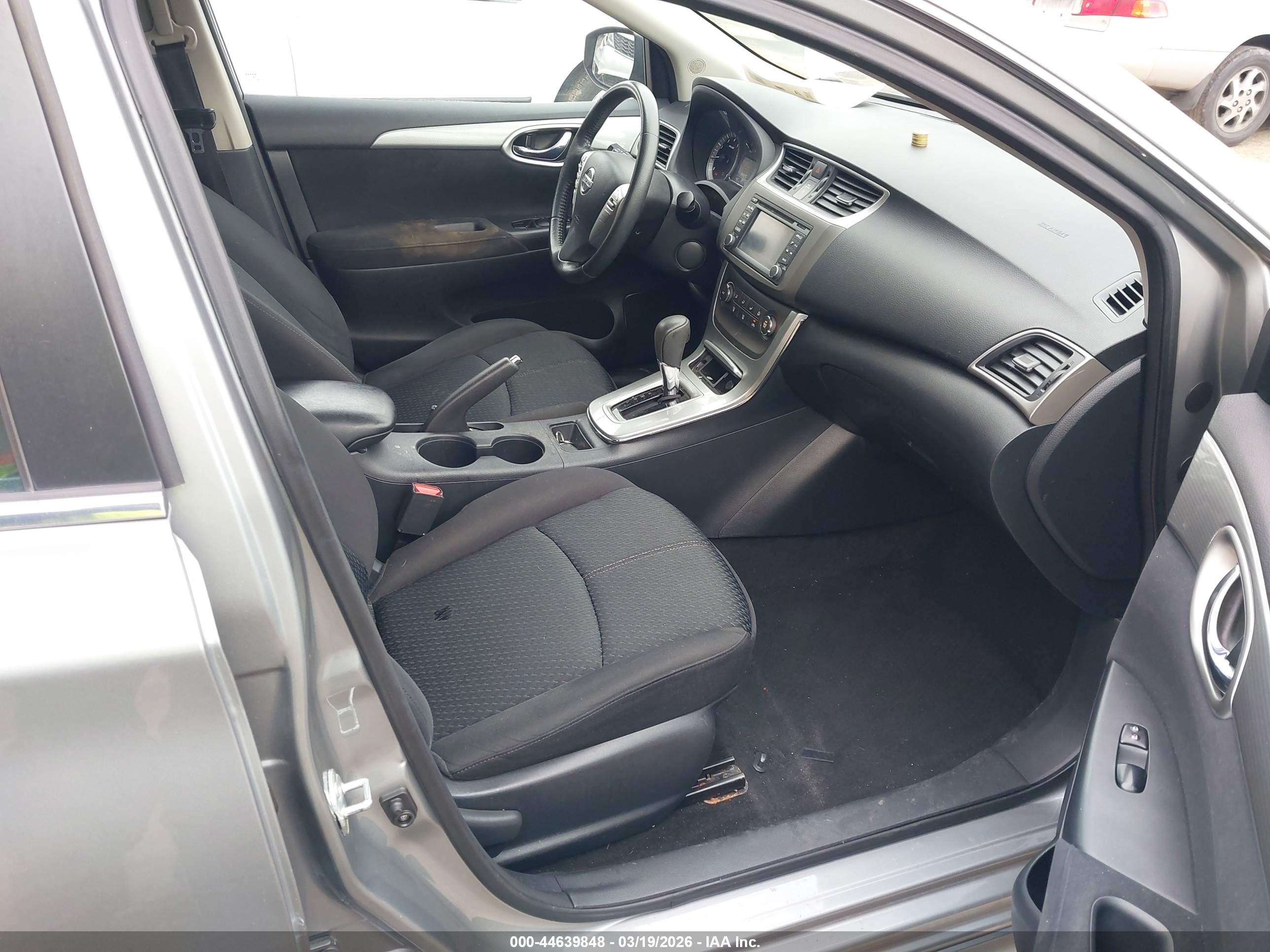 NISSAN SENTRA image 5