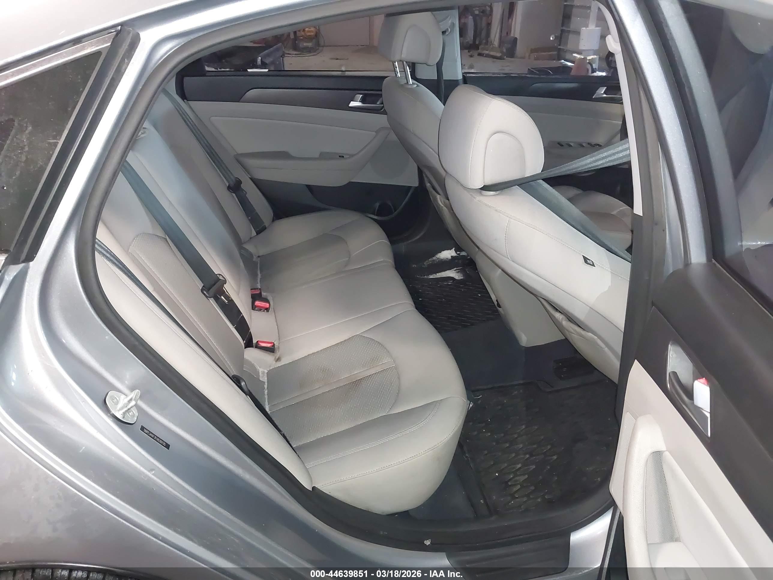 HYUNDAI SONATA image 8