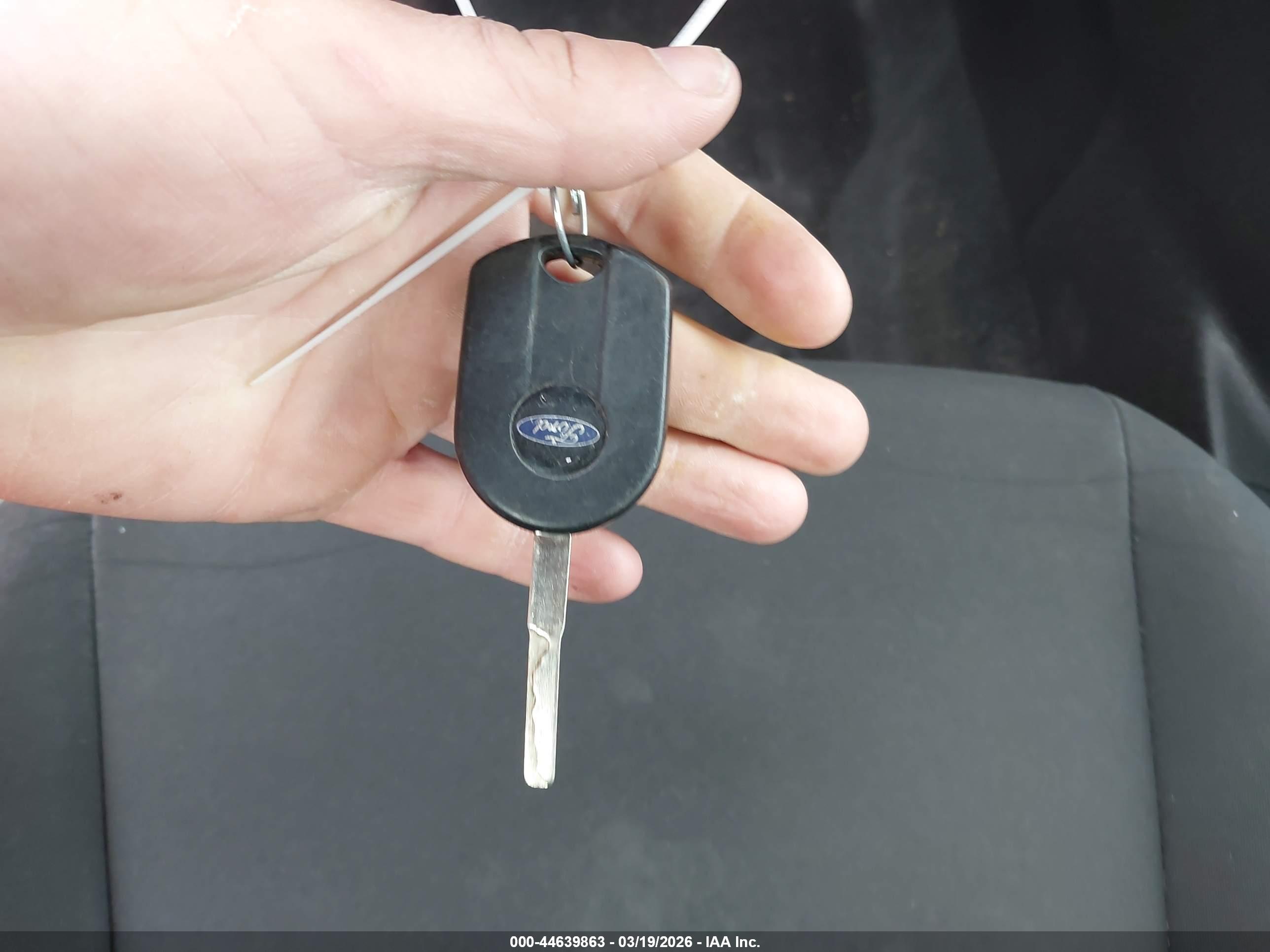 FORD FOCUS image 11