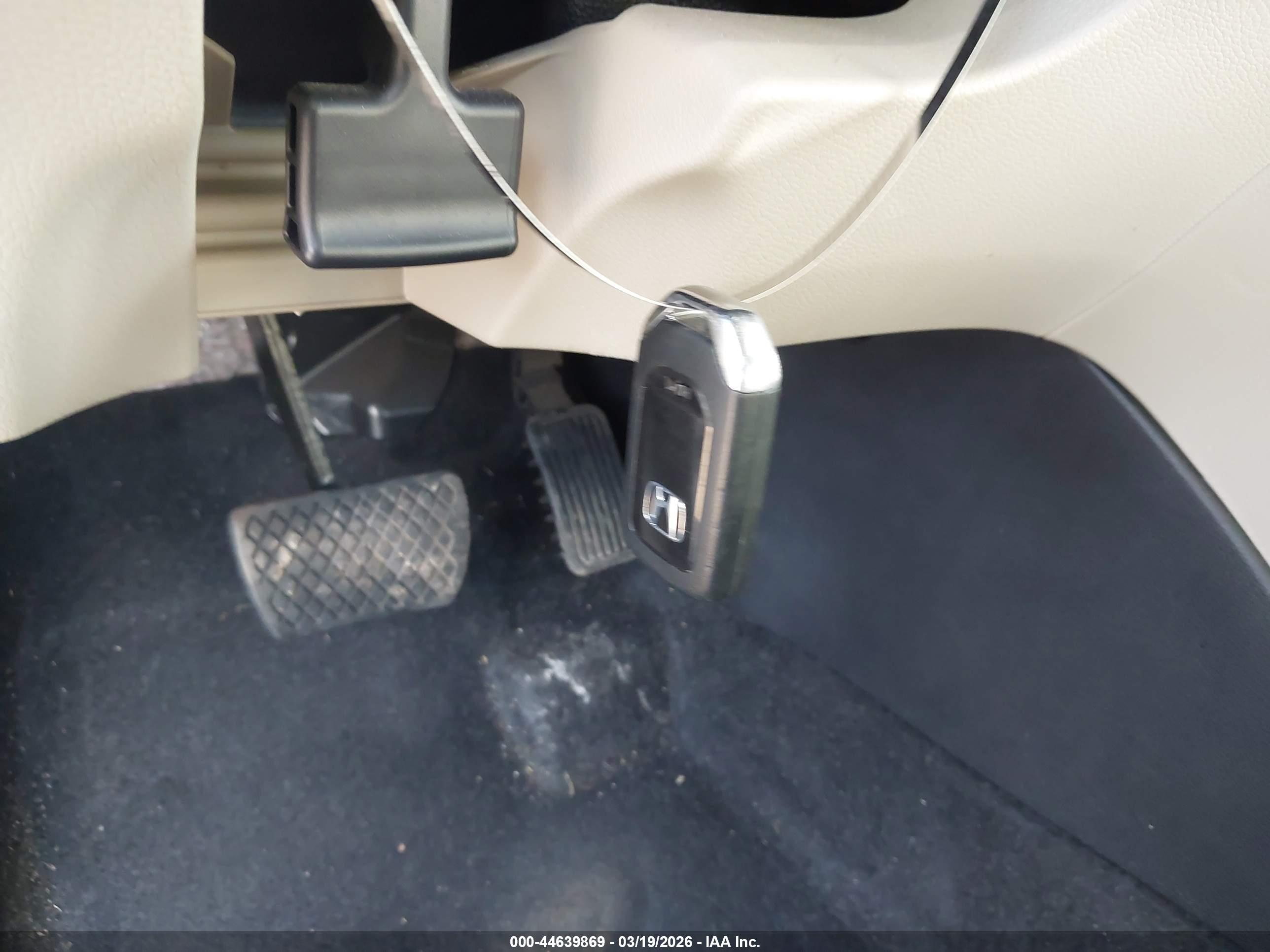 HONDA ACCORD image 11